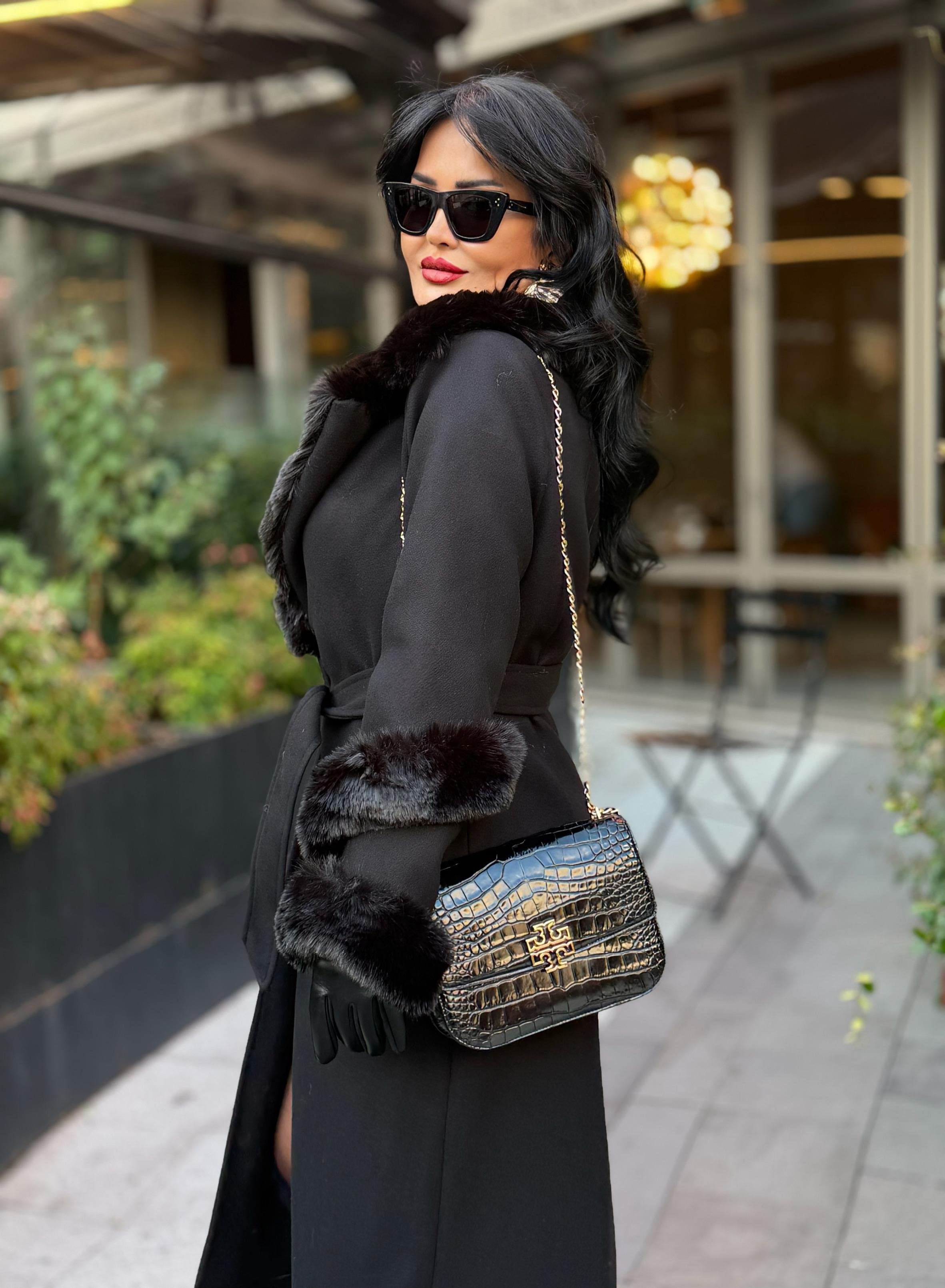 4877 Hilda siyah kaban4877