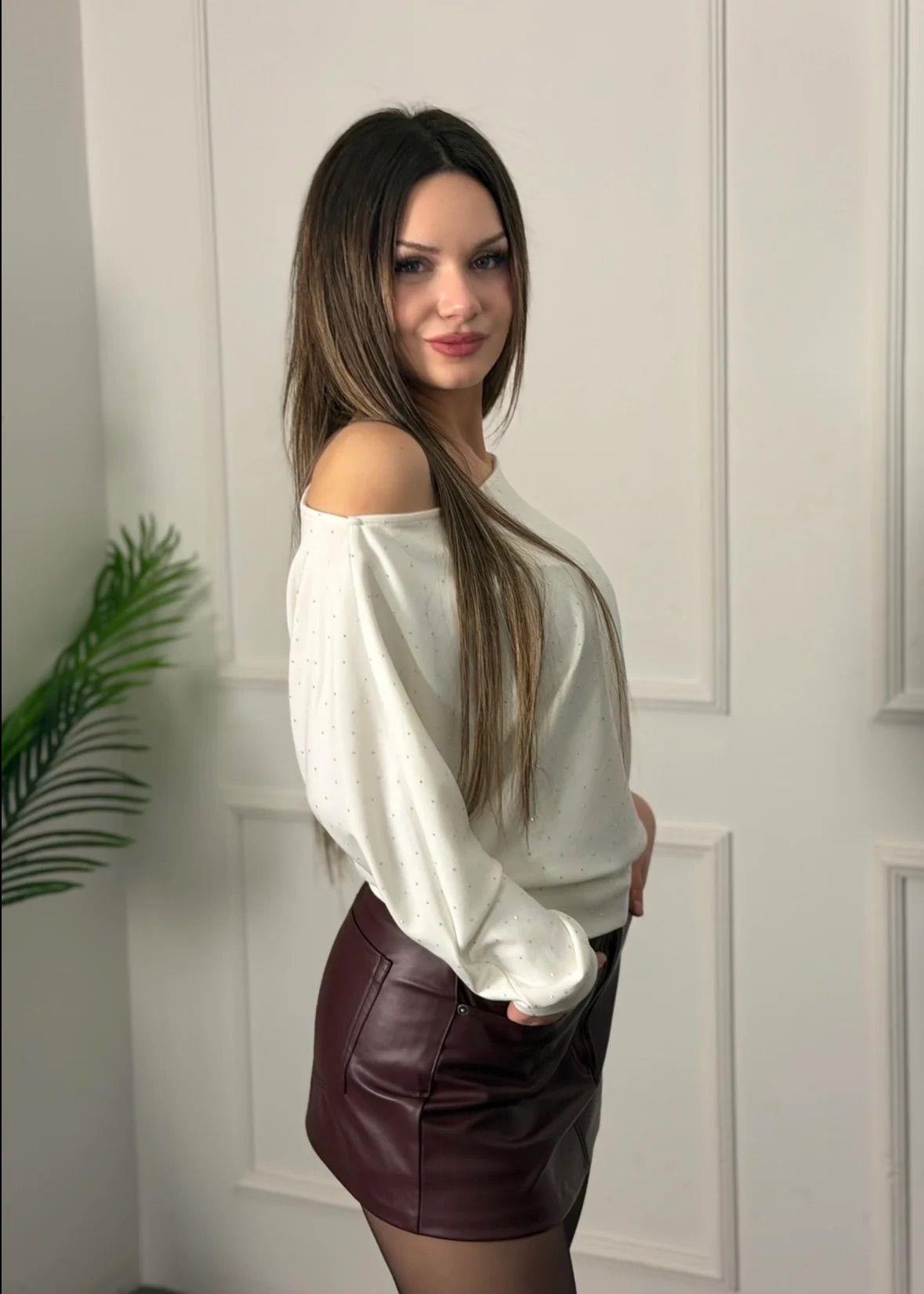 4921 Luxury taşlı beyaz bluz4921