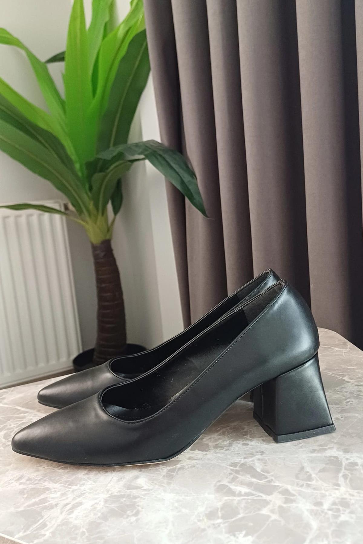 Kadın Nova 6,5 cm Kalın Topuklu Stiletto