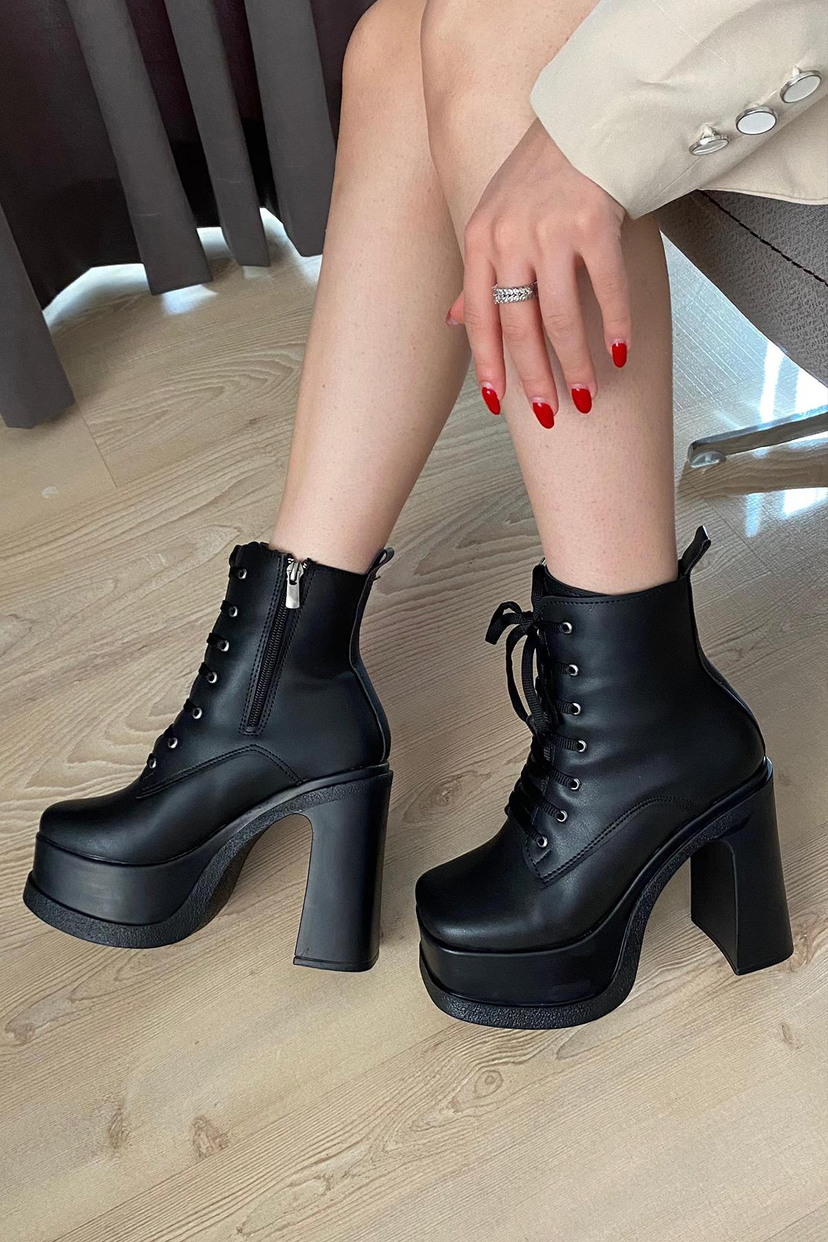 Kadın Simya Bağcıklı Detaylı 12 cm Platform Topuklu Fermuarlı Bot