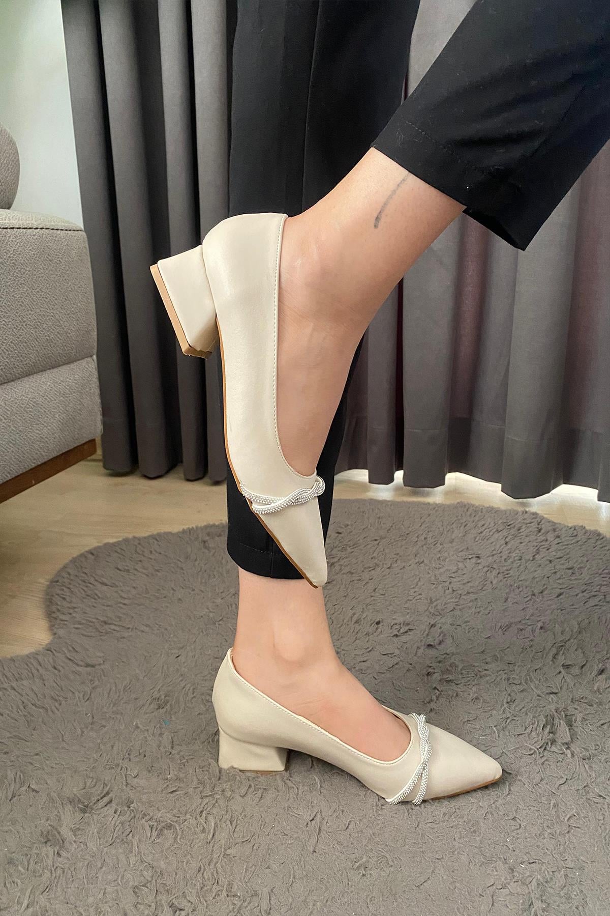 Kadın Valeri Taşlı Stiletto Alcak Ökçe Abiye Ayakkabı