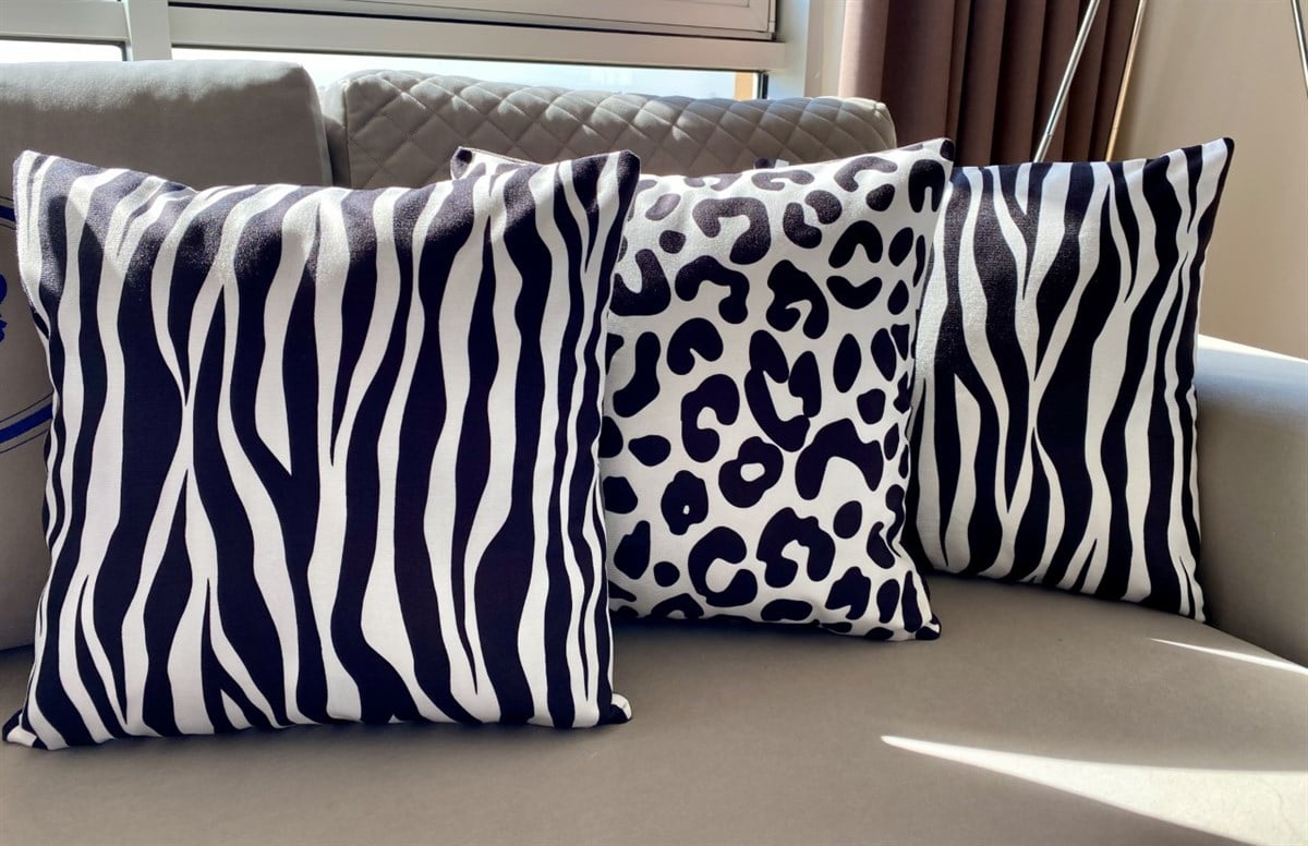 Dalmaçyalı Ve Zebra Desenli 3'lü Dekoratif Kırlent Kılıfı Seti
