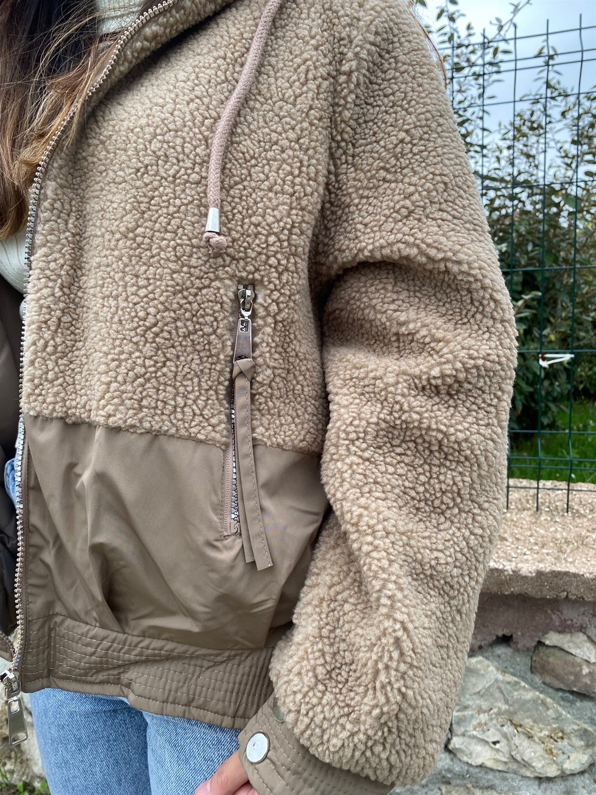 Camel Peluş Kapüşonlu Mont