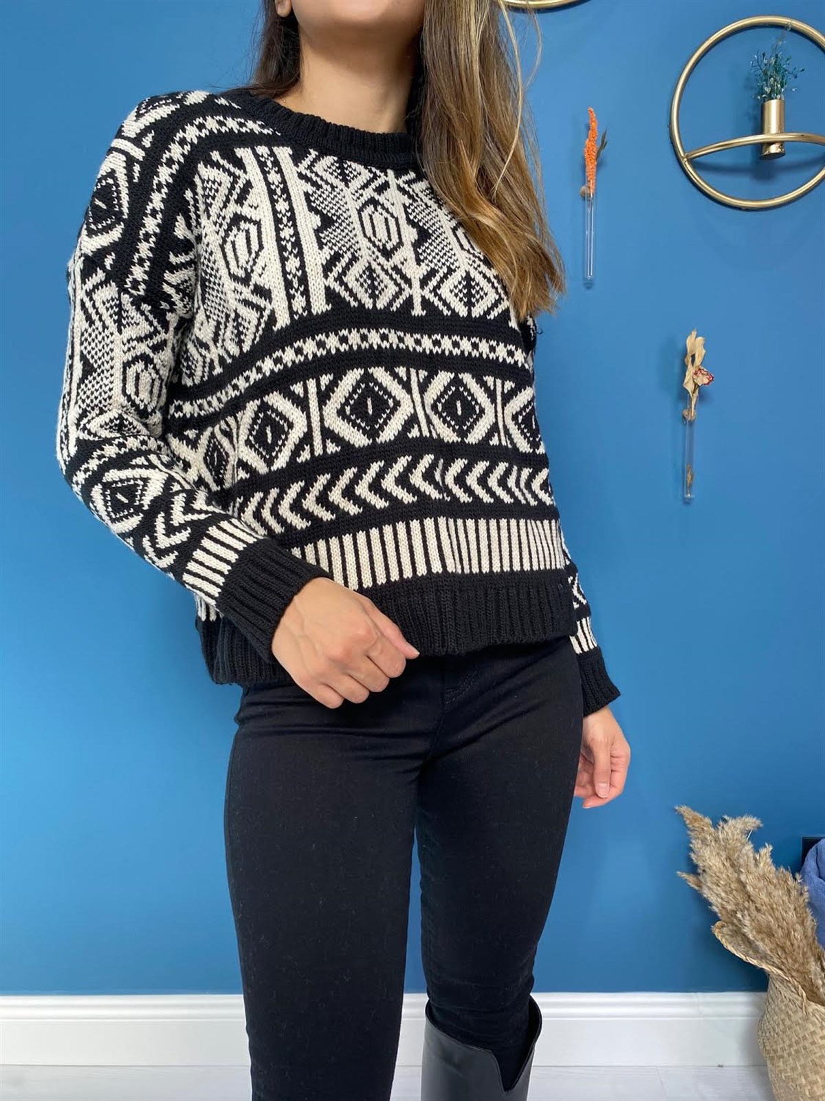 Etnik Desenli Crop Kazak
