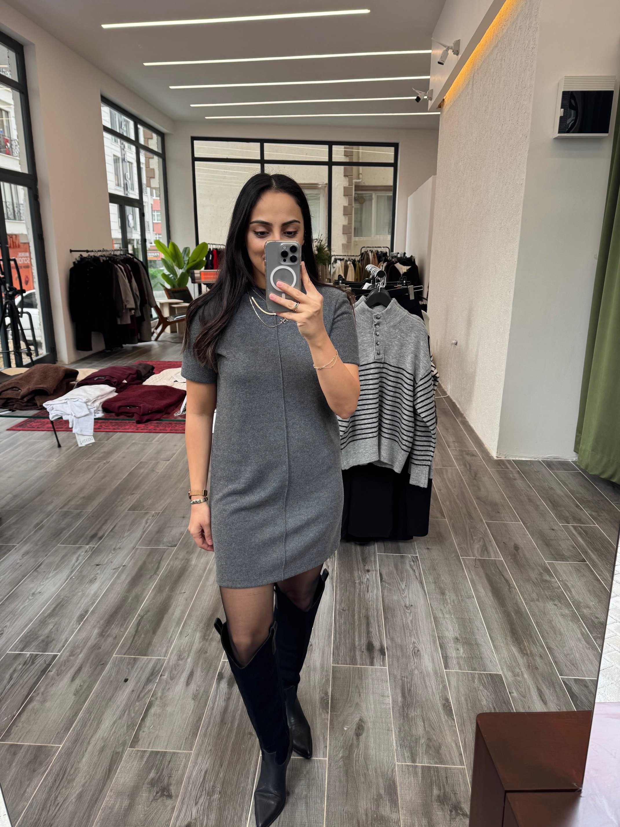 Liva Dilvin Gri Basic Elbise