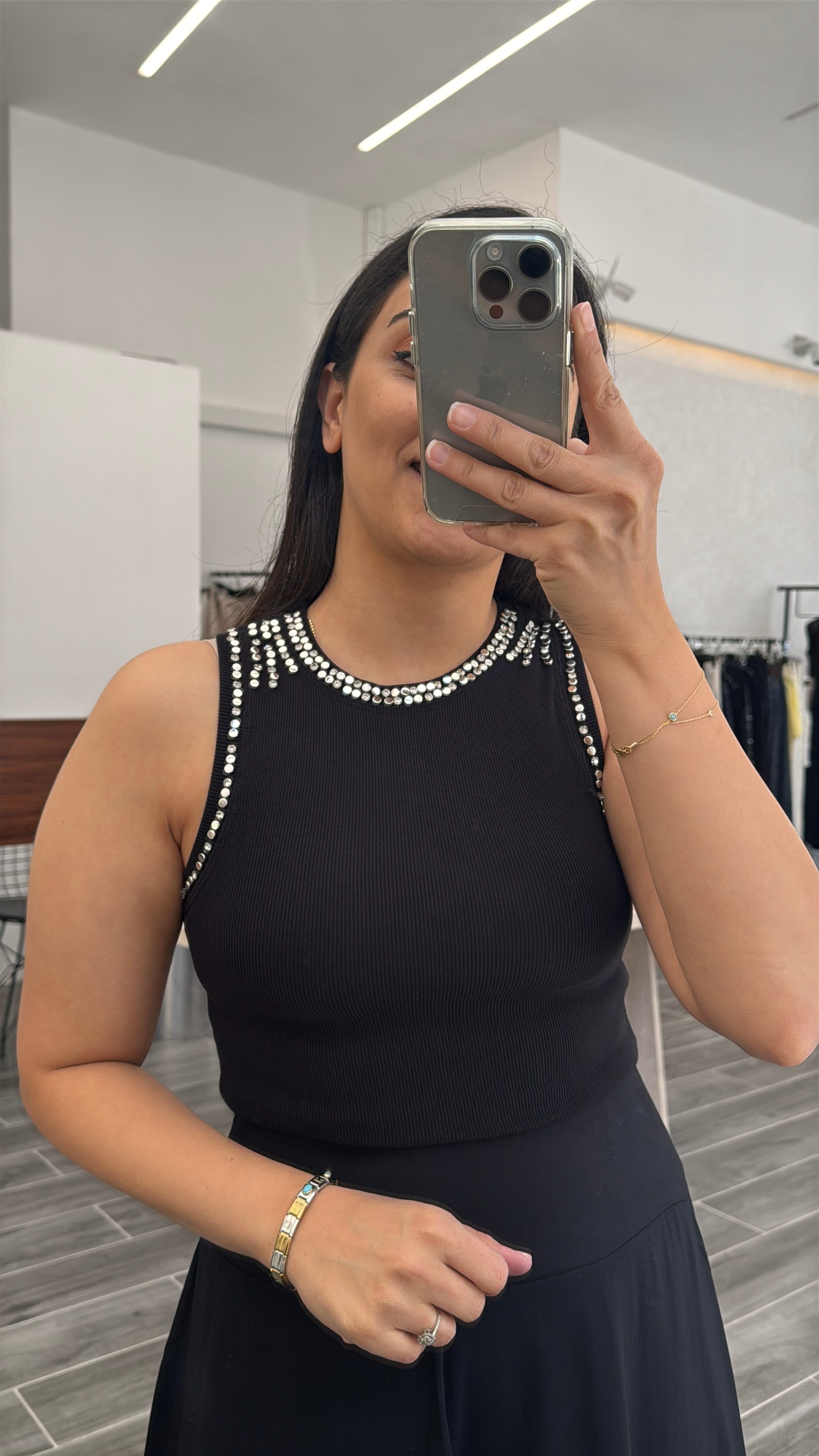 Siyah Taş Yaka Fitilli Basic