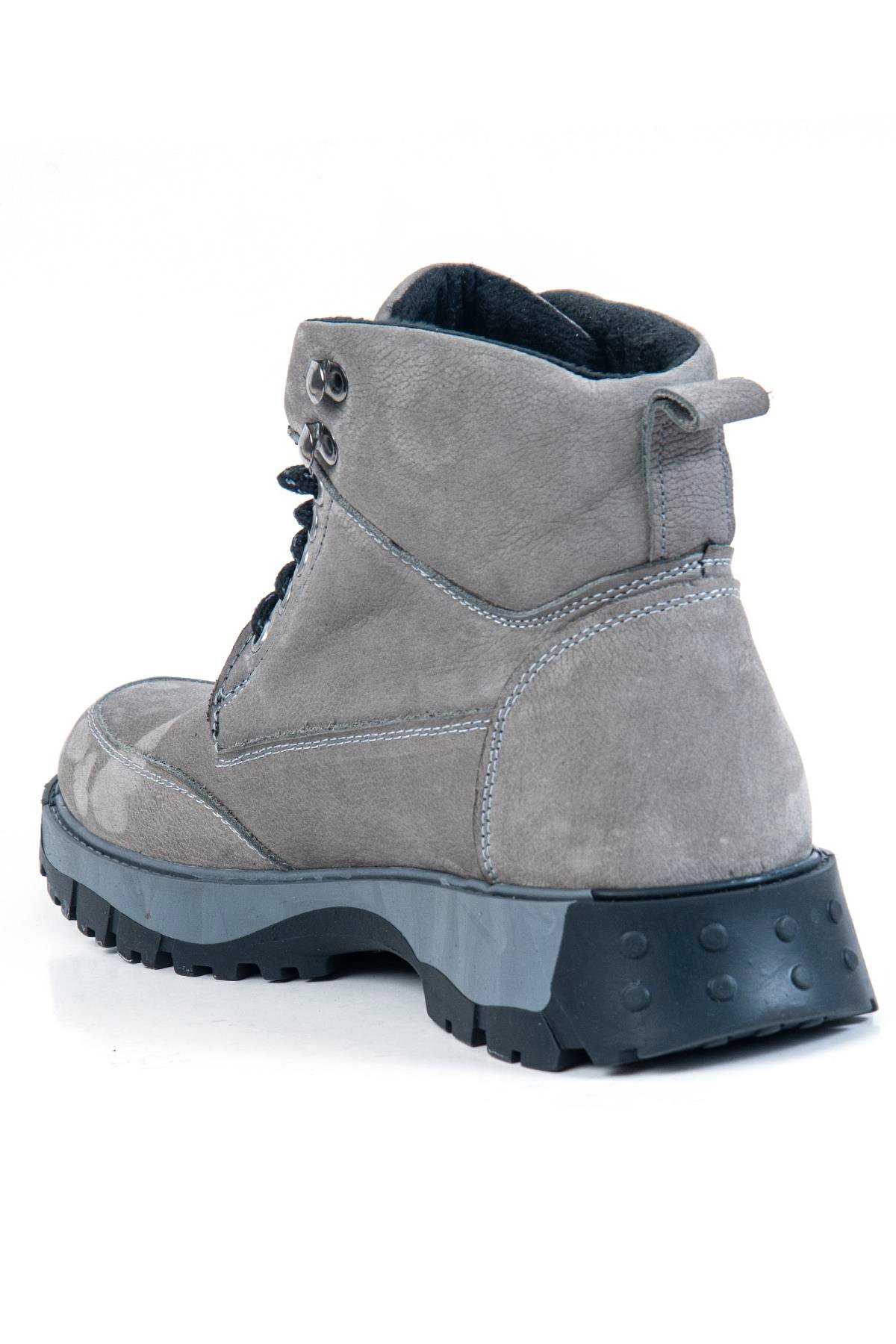 230341 Gri Nubuk Erkek Bot