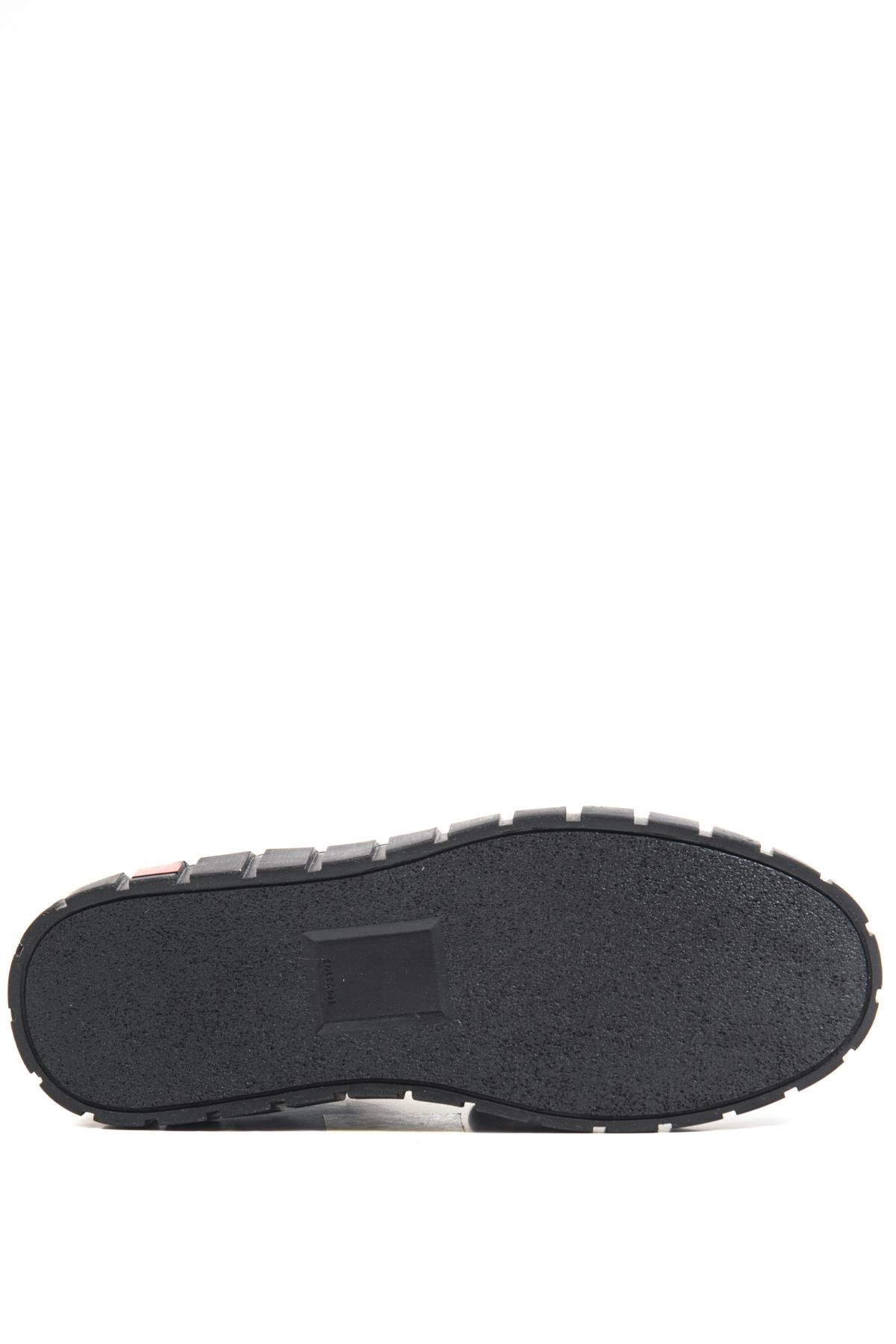 240016 Siyah Nubuk Erkek Bot