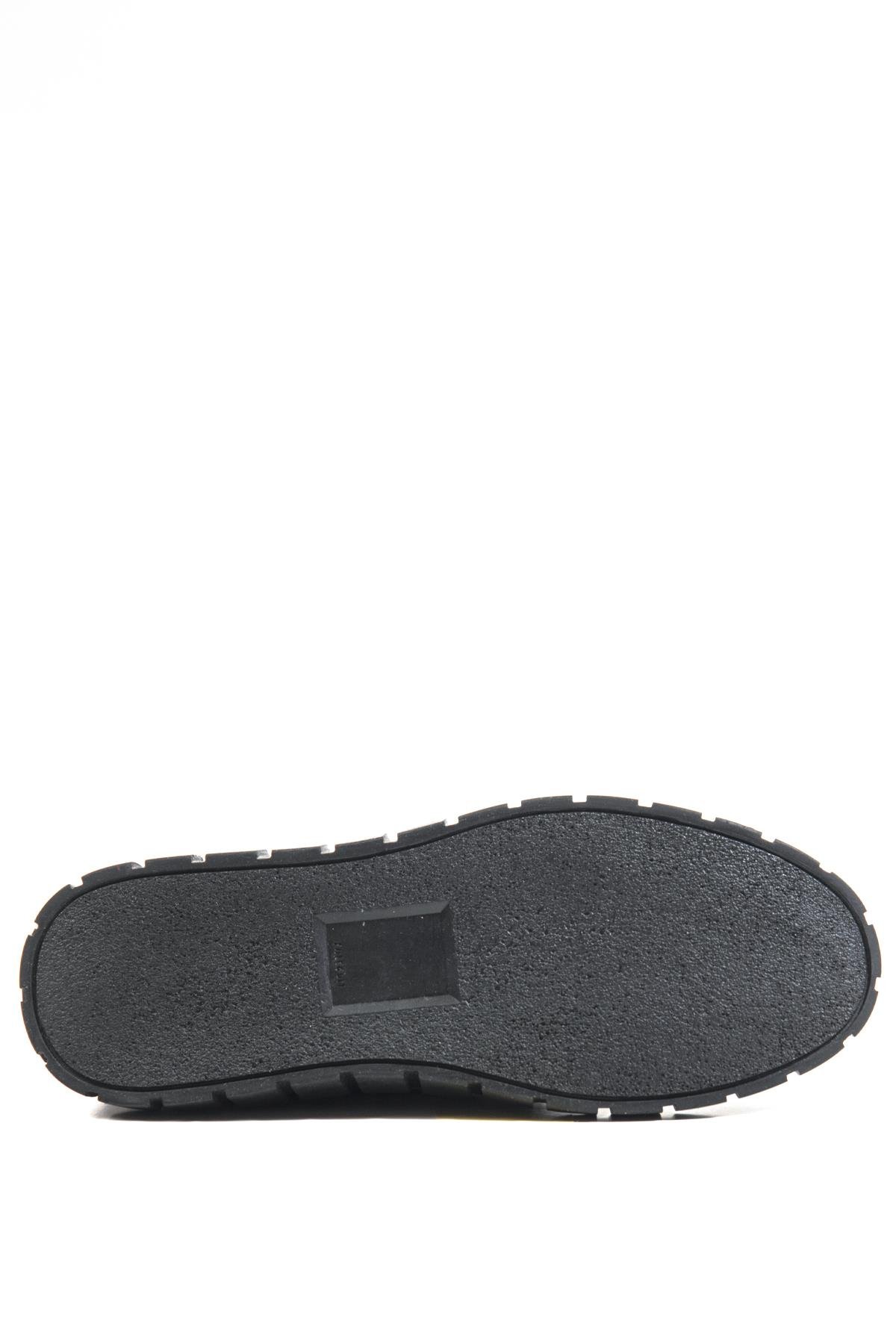 240018 Siyah Nubuk Erkek Bot