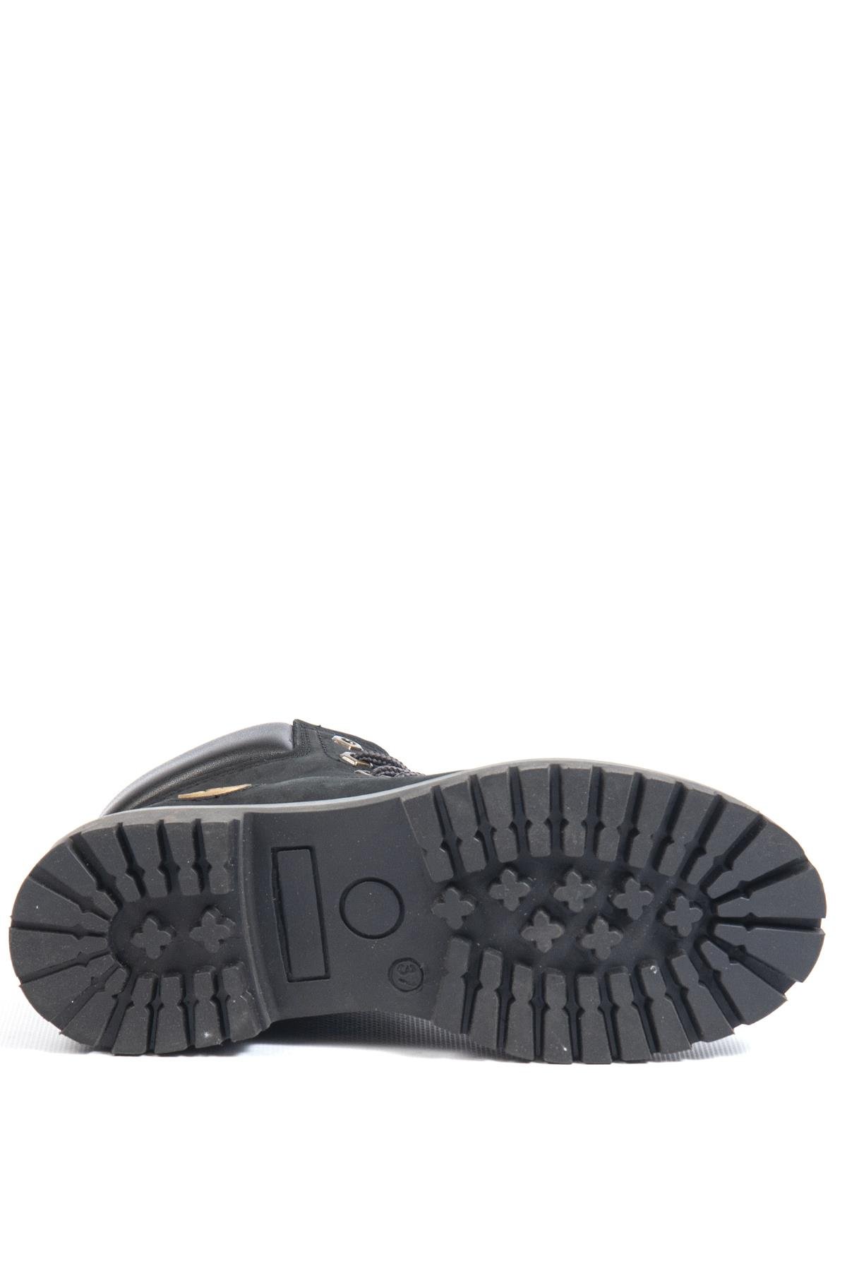 240601 Siyah Nubuk Unisex Bot