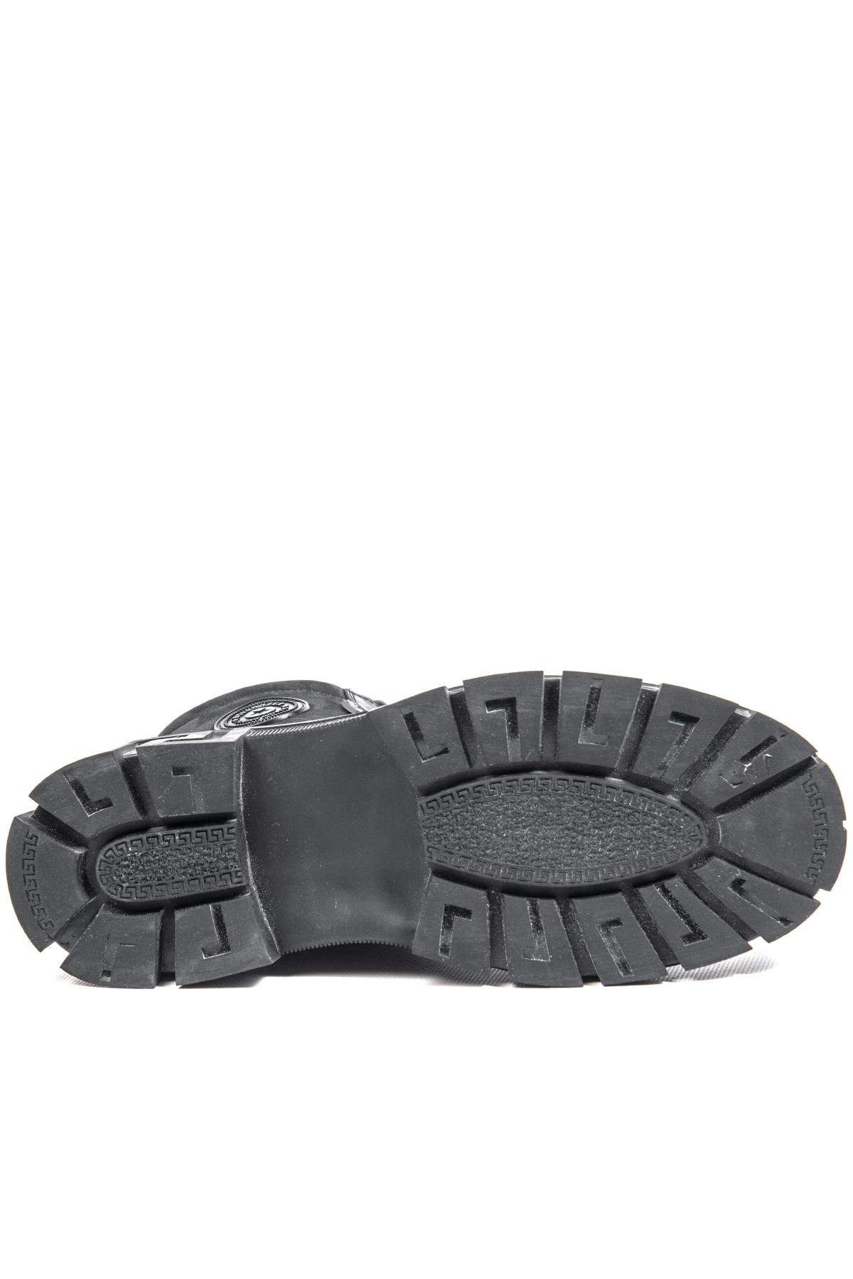 250116 Siyah Erkek Bot