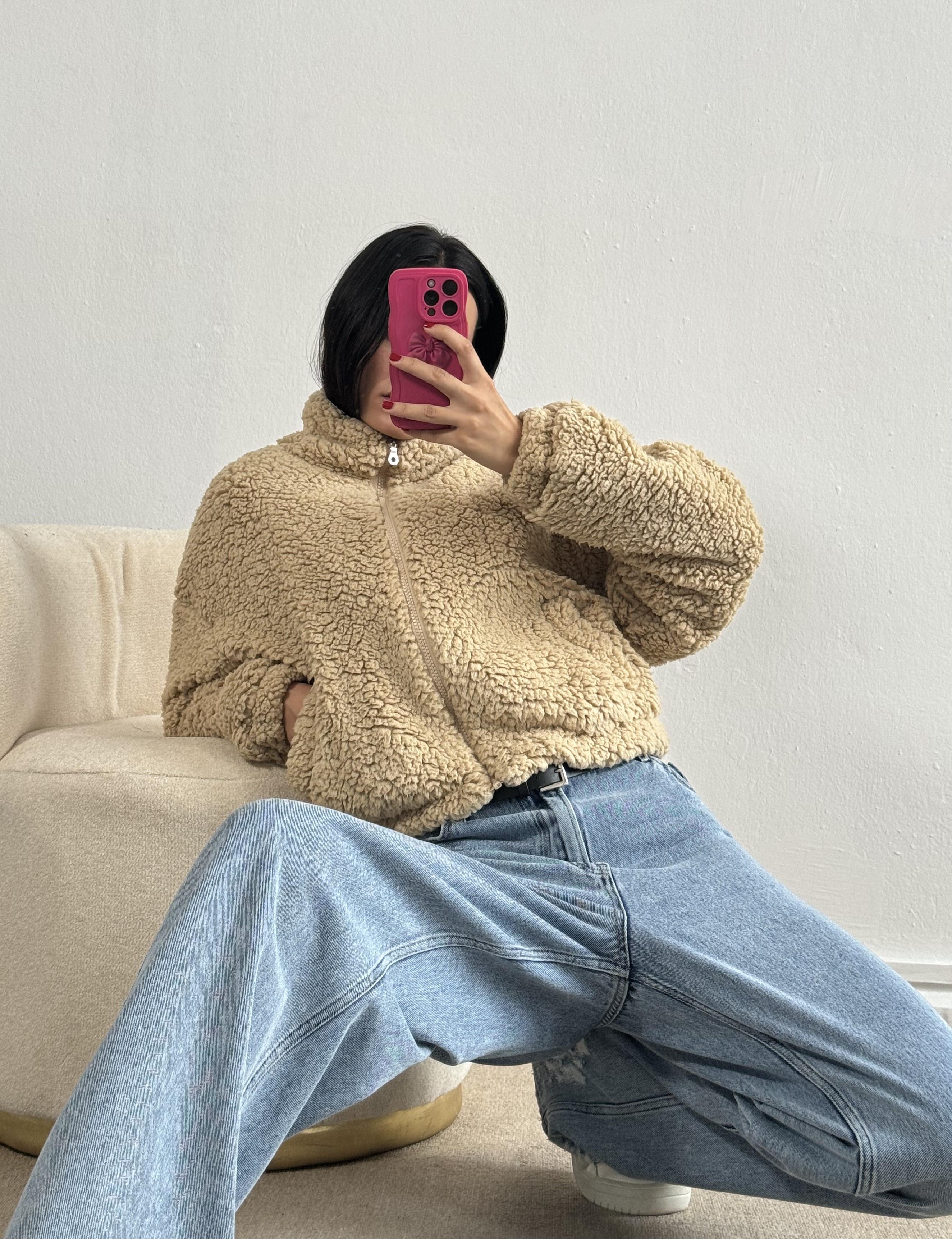 Bej Astarlı Oversize Pelüş Mont 26113
