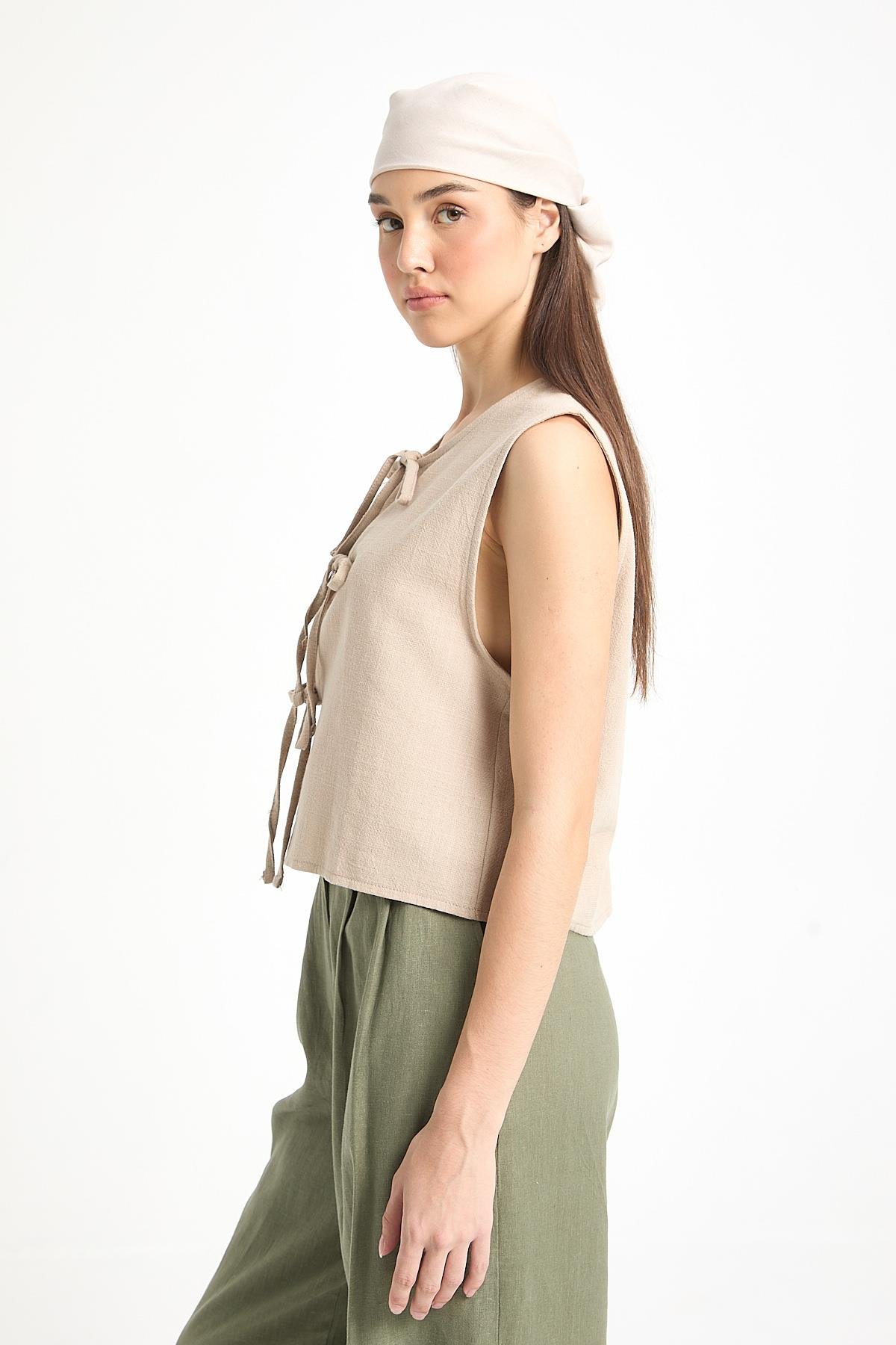 Bej Bağcıklı Kısa %100 Pamuk Yelek 29204