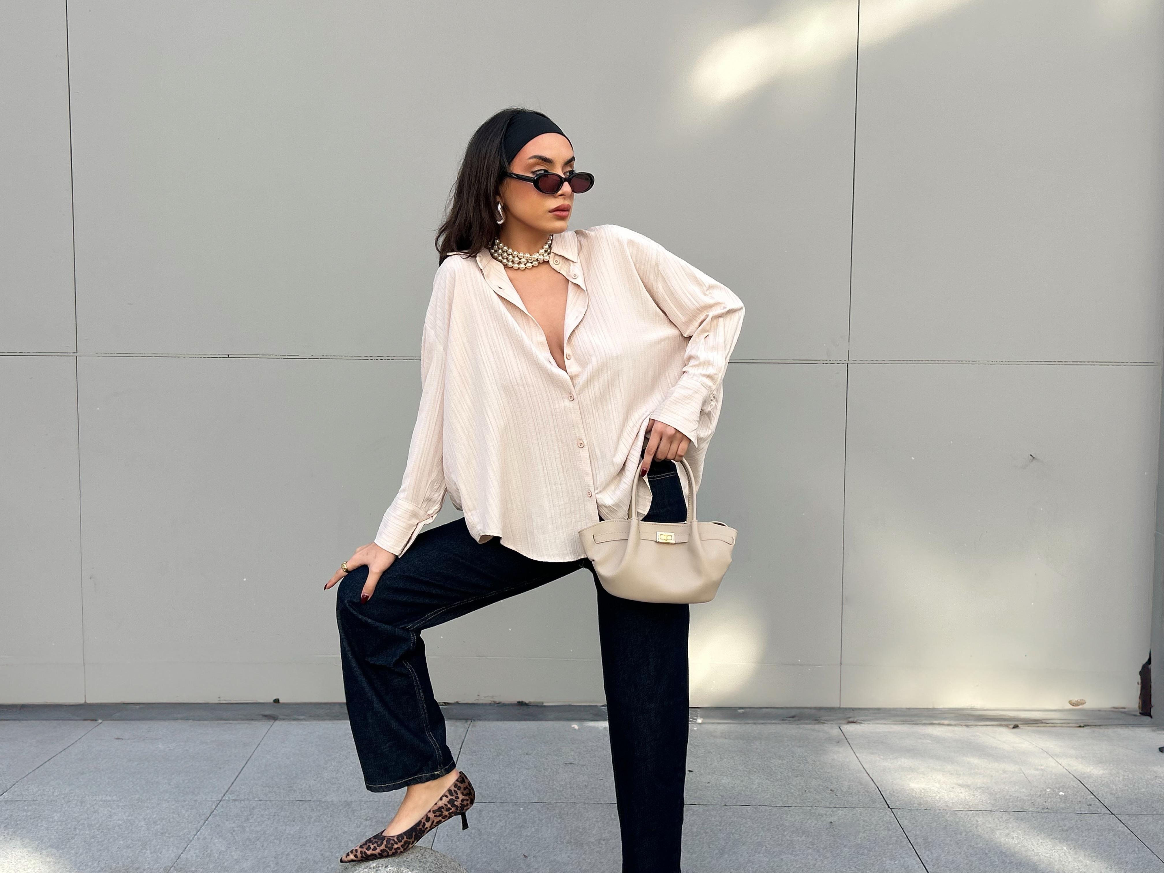 Bej Oversize Geniş Manşetli Kadın Gömlek 27384