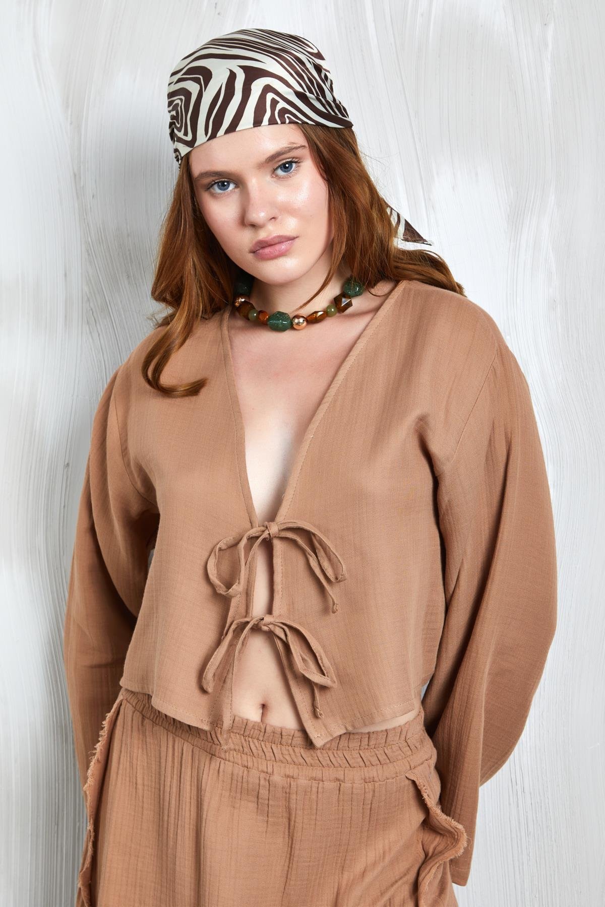 Camel Müslin Kumaş Önden Bağlamalı Bluz 27355
