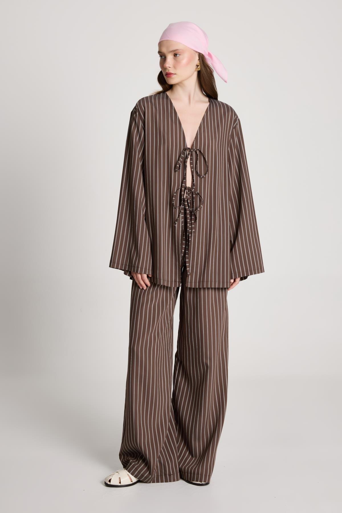 Darrell Çizgili Bağlamalı Gömlek/Pantolon Takım Kahve