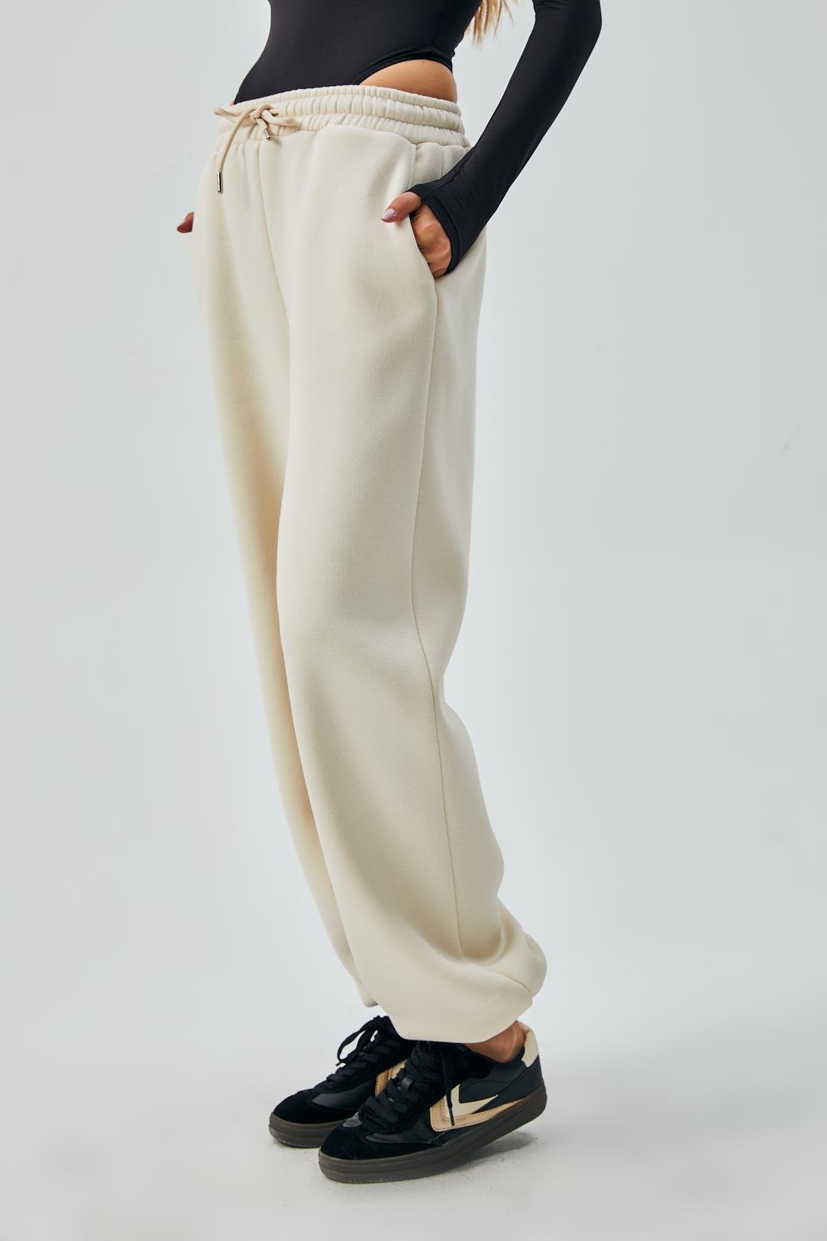 Ekru Lastikli Şardonlu Basic Eşofman Altı 26262