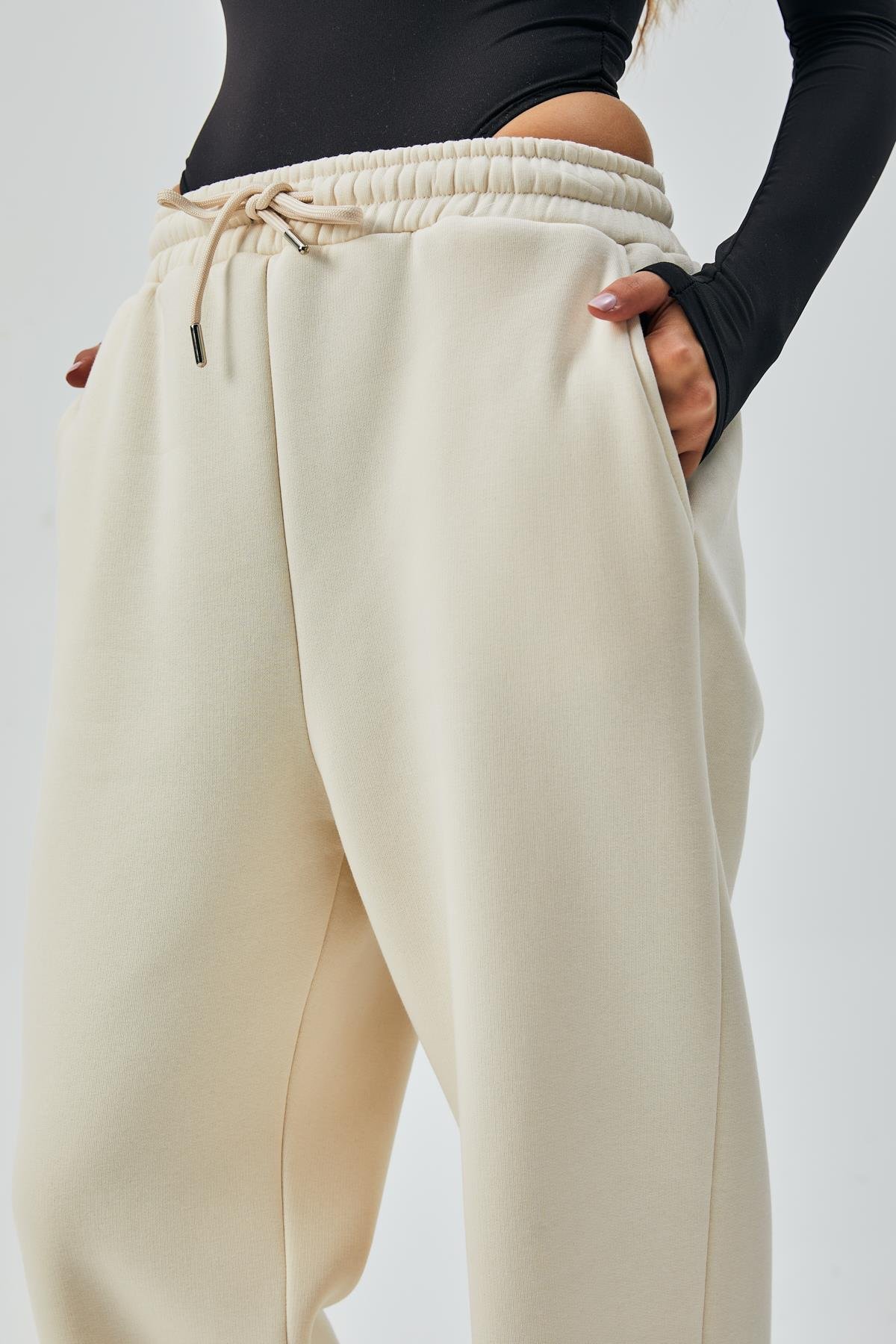 Ekru Lastikli Şardonlu Basic Eşofman Altı 26262