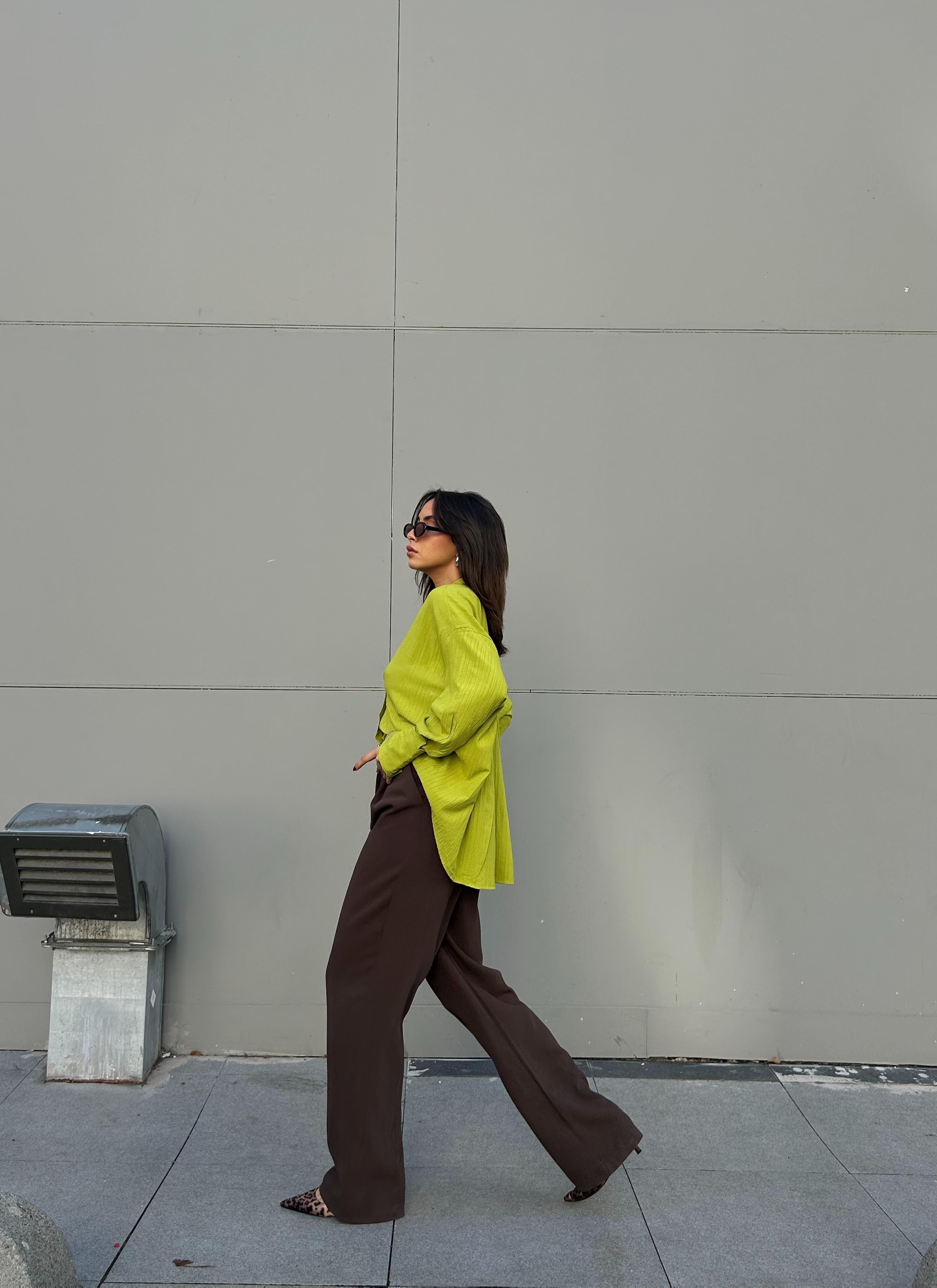 Fıstık Yeşili Oversize Geniş Manşetli Kadın Gömlek 27384