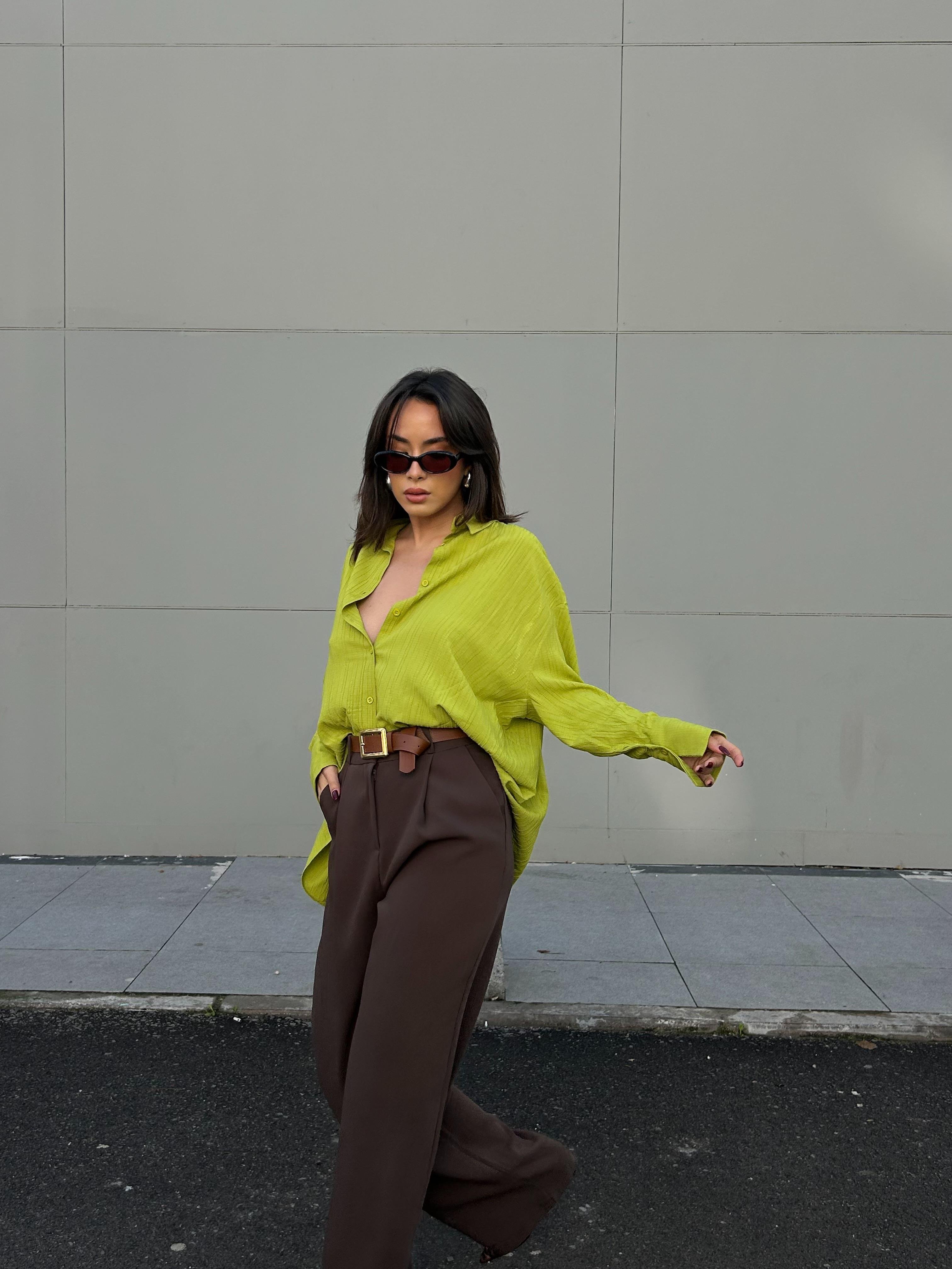 Fıstık Yeşili Oversize Geniş Manşetli Kadın Gömlek 27384