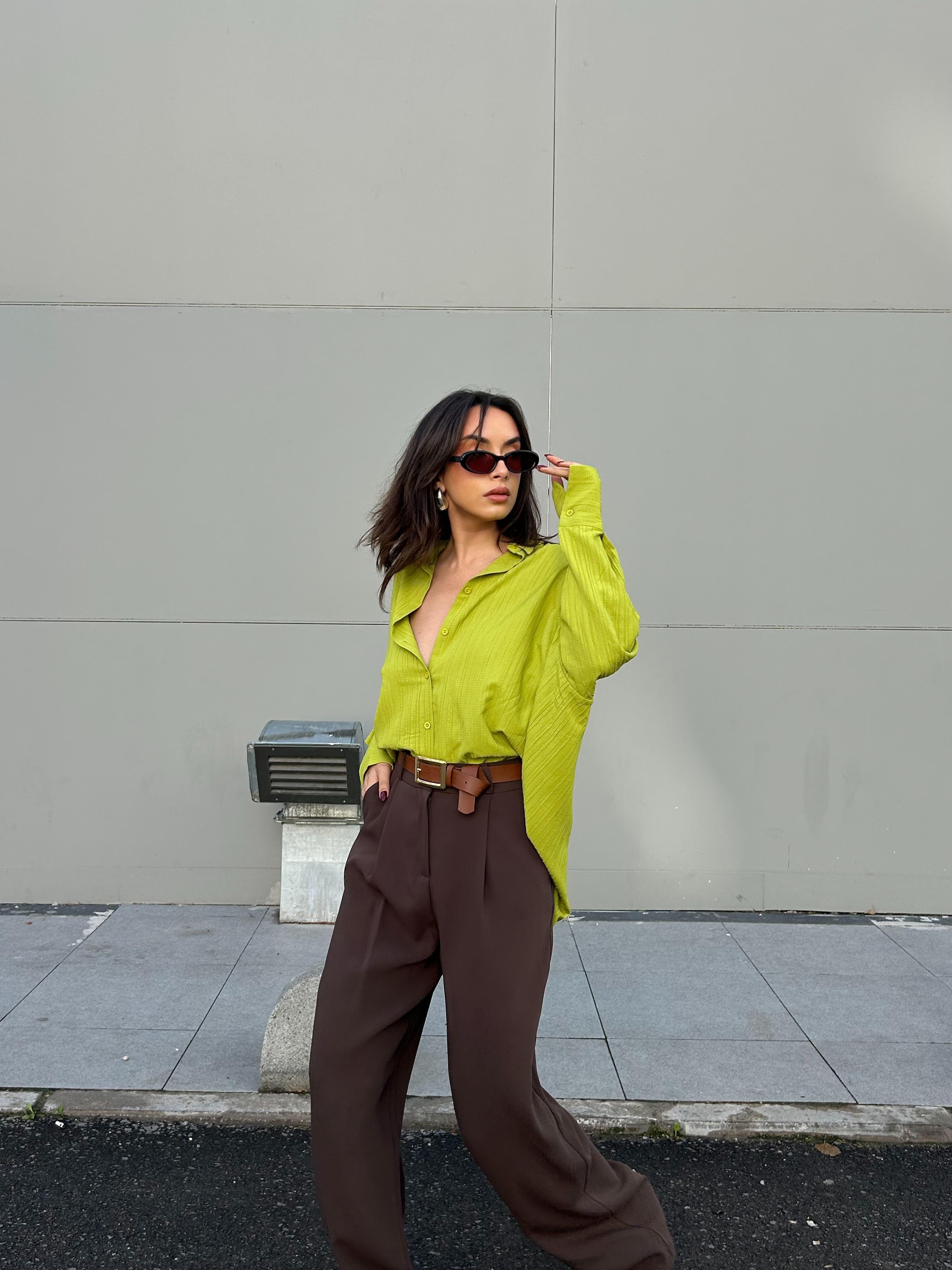 Fıstık Yeşili Oversize Geniş Manşetli Kadın Gömlek 27384