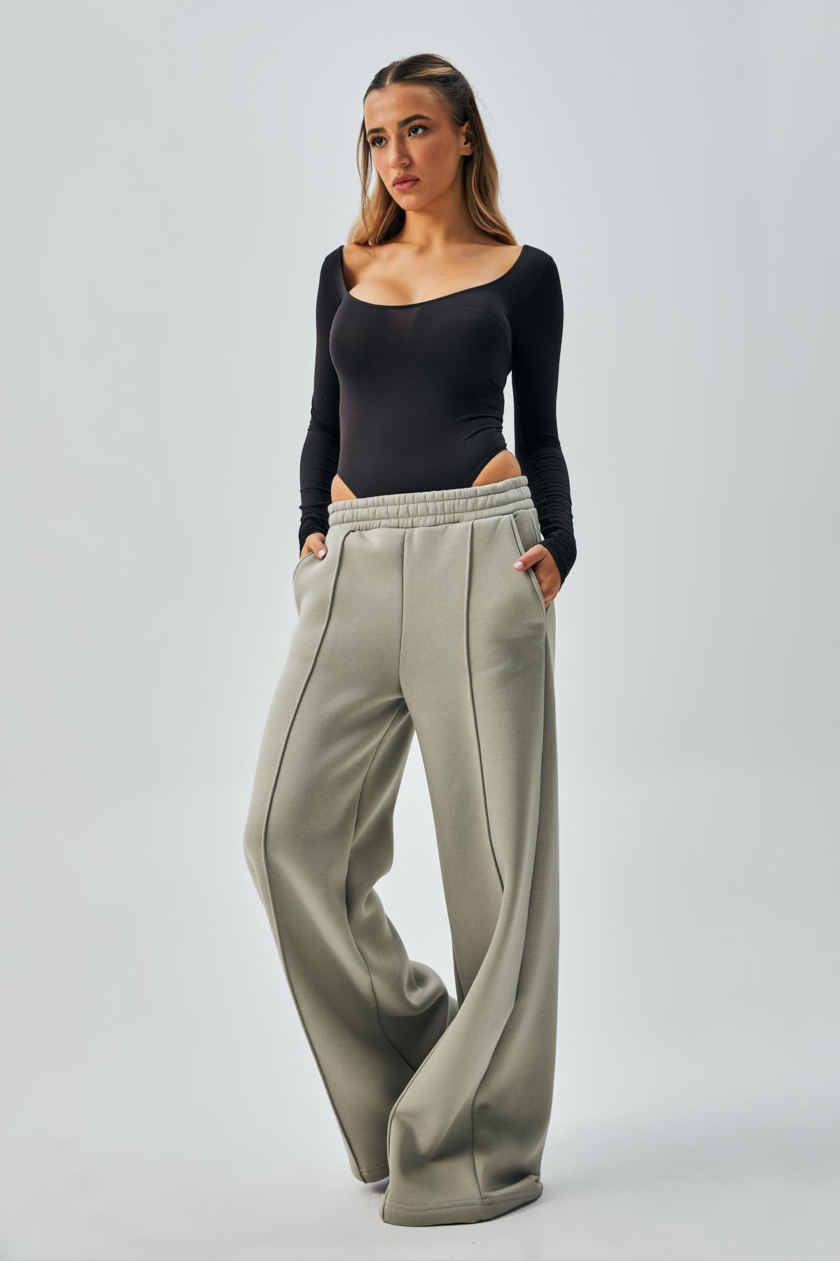 Gri Geniş Kesim Beli Lastikli Şardonlu Eşortman Altı 