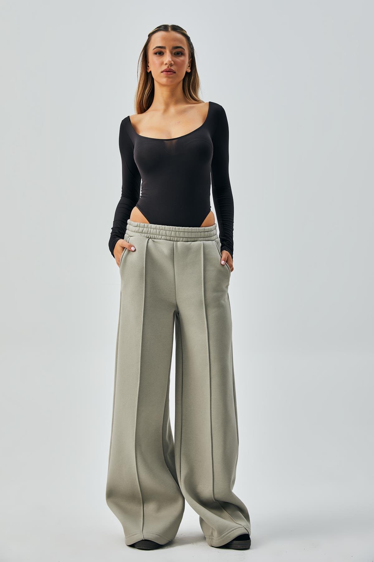 Gri Geniş Kesim Beli Lastikli Şardonlu Eşortman Altı 