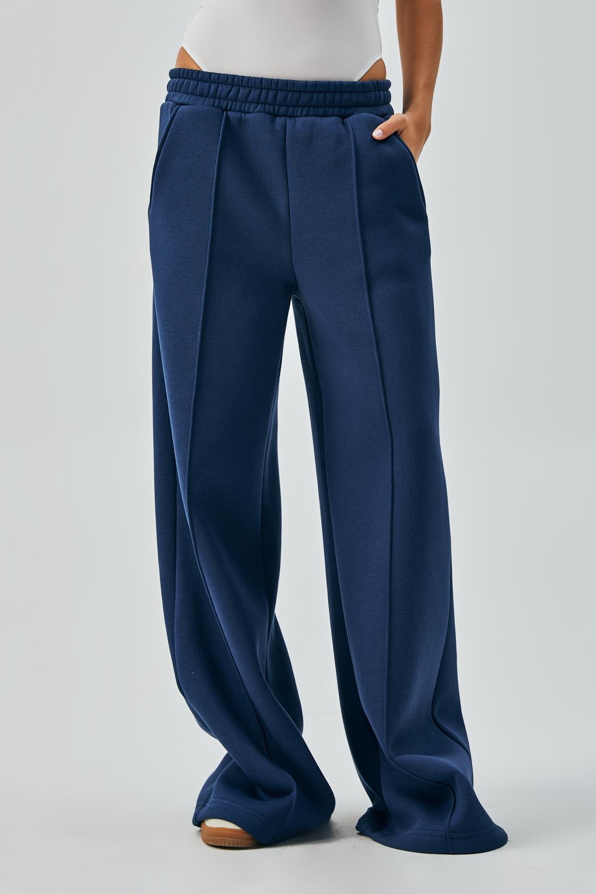 İndigo Geniş Kesim Beli Lastikli Şardonlu Eşortman Altı 