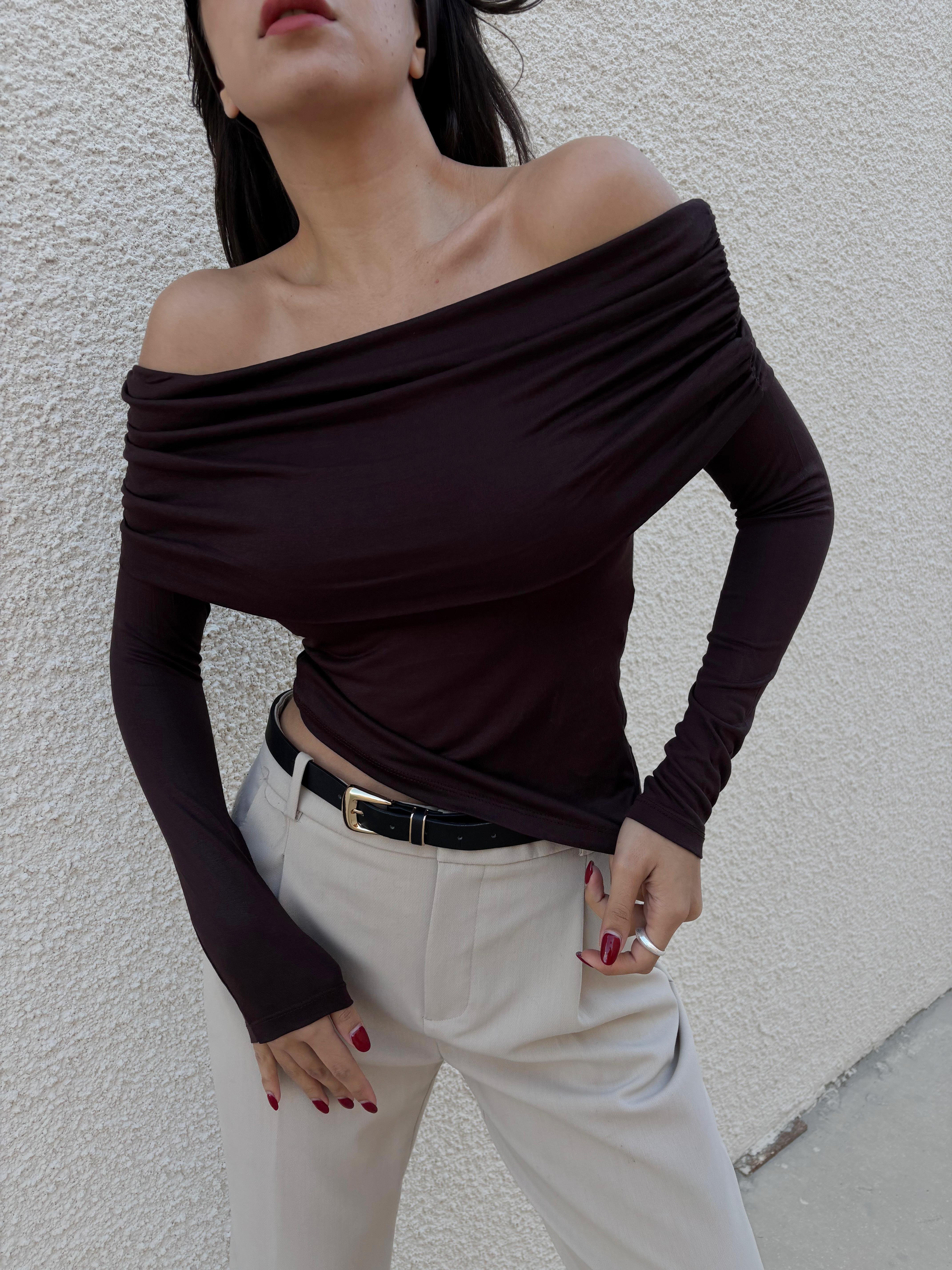 Kadın Acı Kahve Madonna Yaka Likralı Viskon Uzun Kollu Bluz 28218