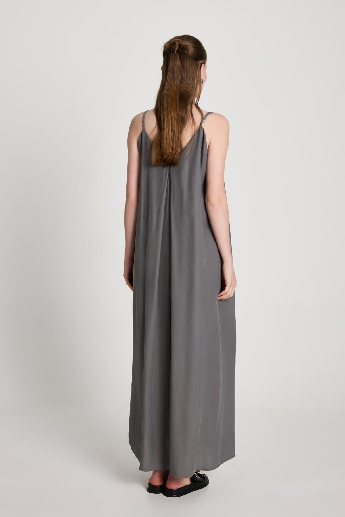 Kadın Antrasit %100 Modal Askılı Bol Kesim Uzun Elbise 29201