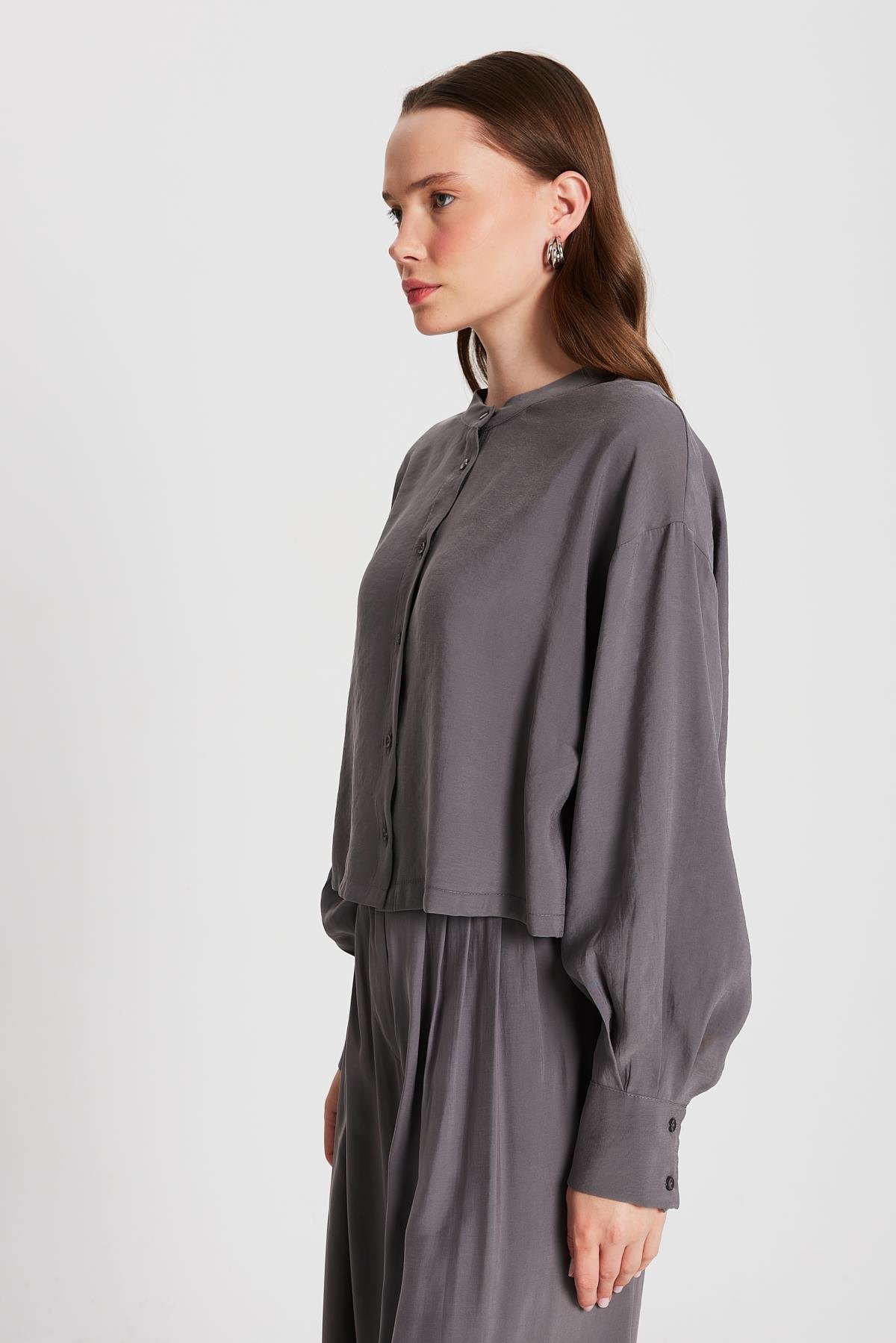 Kadın Antrasit %100 Modal Hakim Yaka Kısa Gömlek 29147