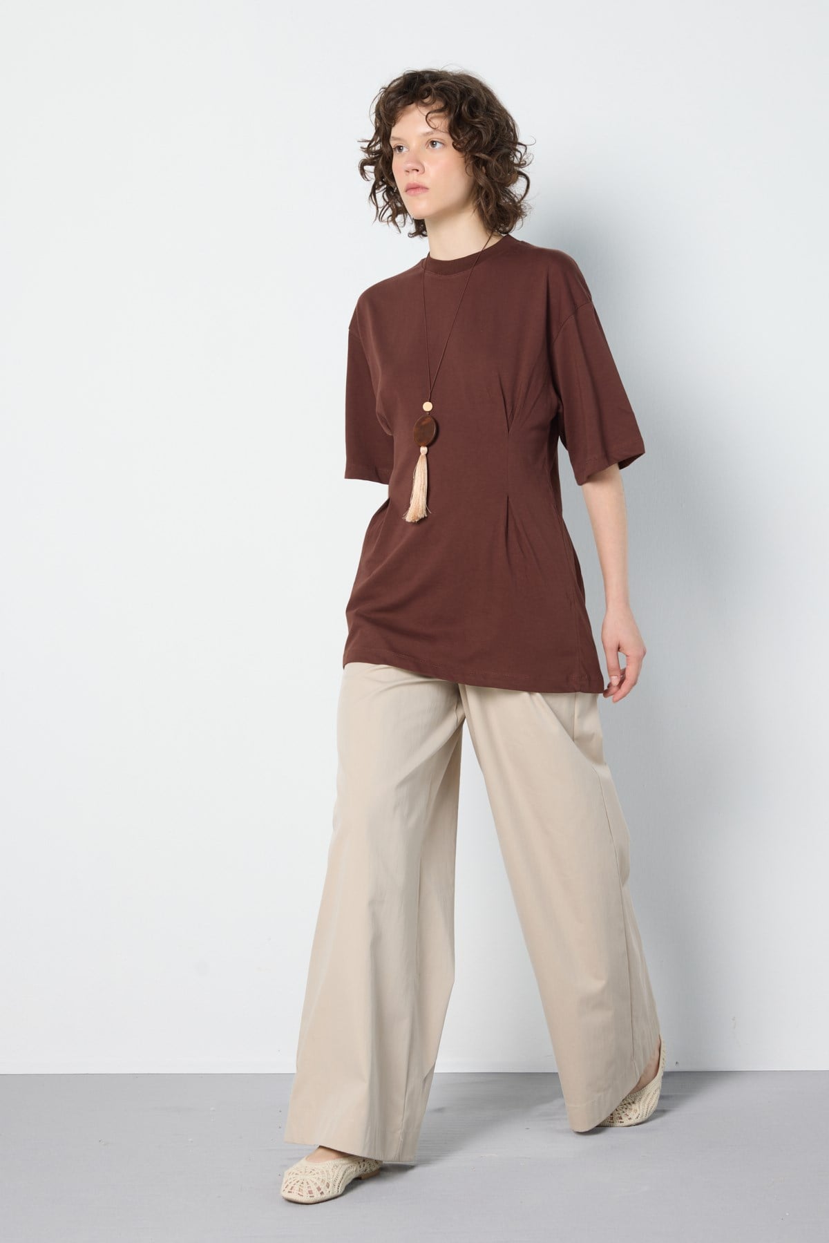 Kadın Bel Detaylı Oversize T-shirt Kahverengi