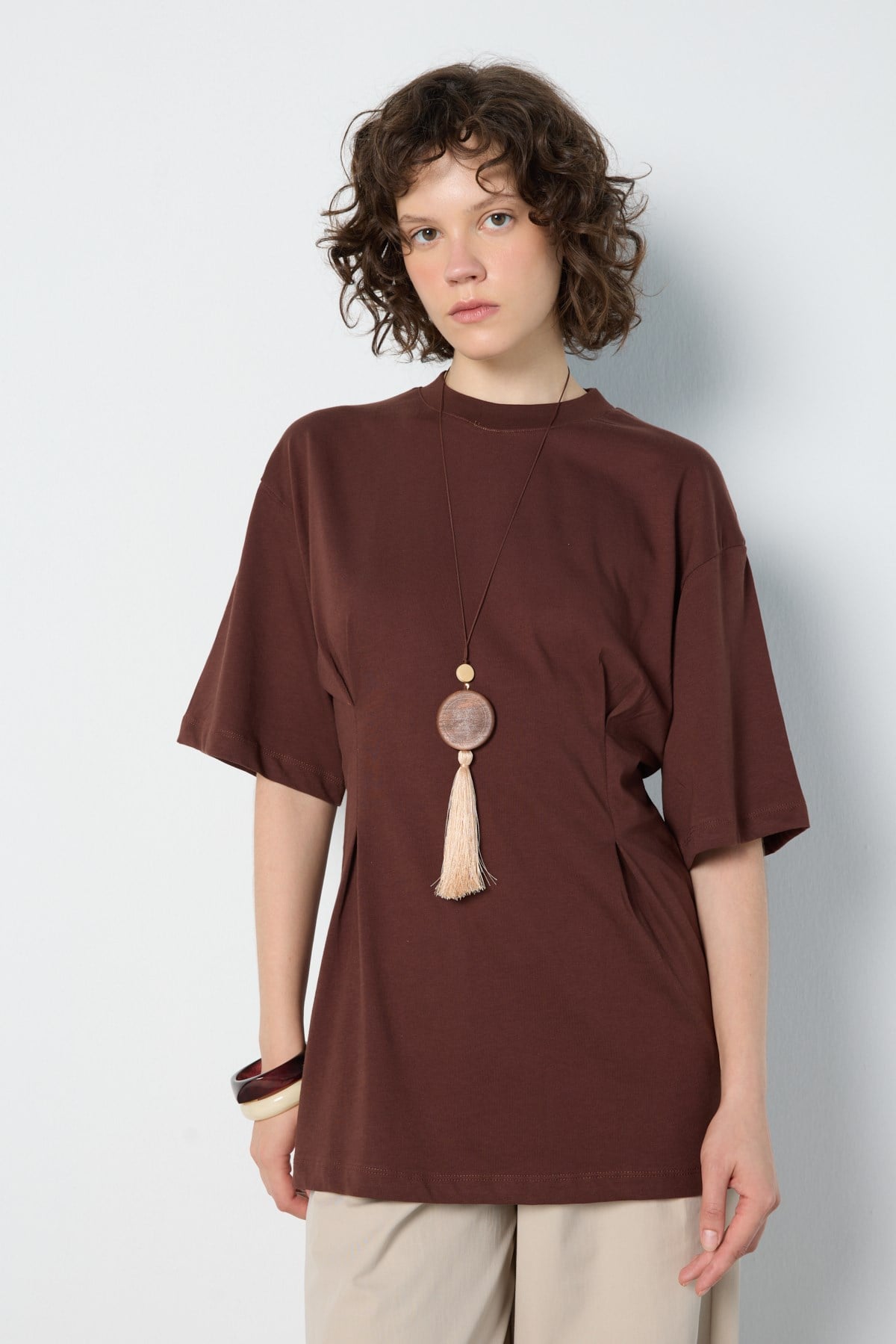 Kadın Bel Detaylı Oversize T-shirt Kahverengi