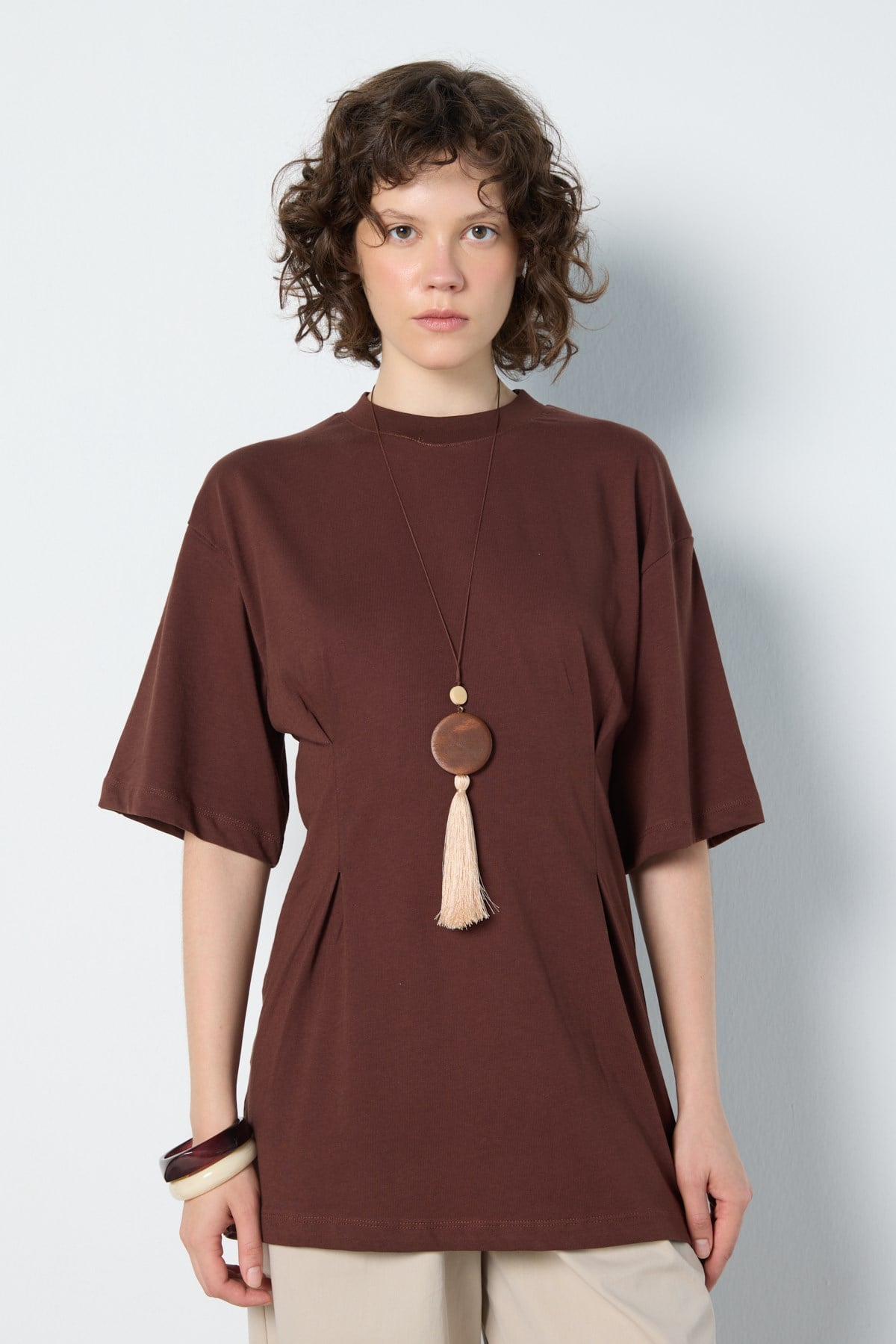Kadın Bel Detaylı Oversize T-shirt Kahverengi
