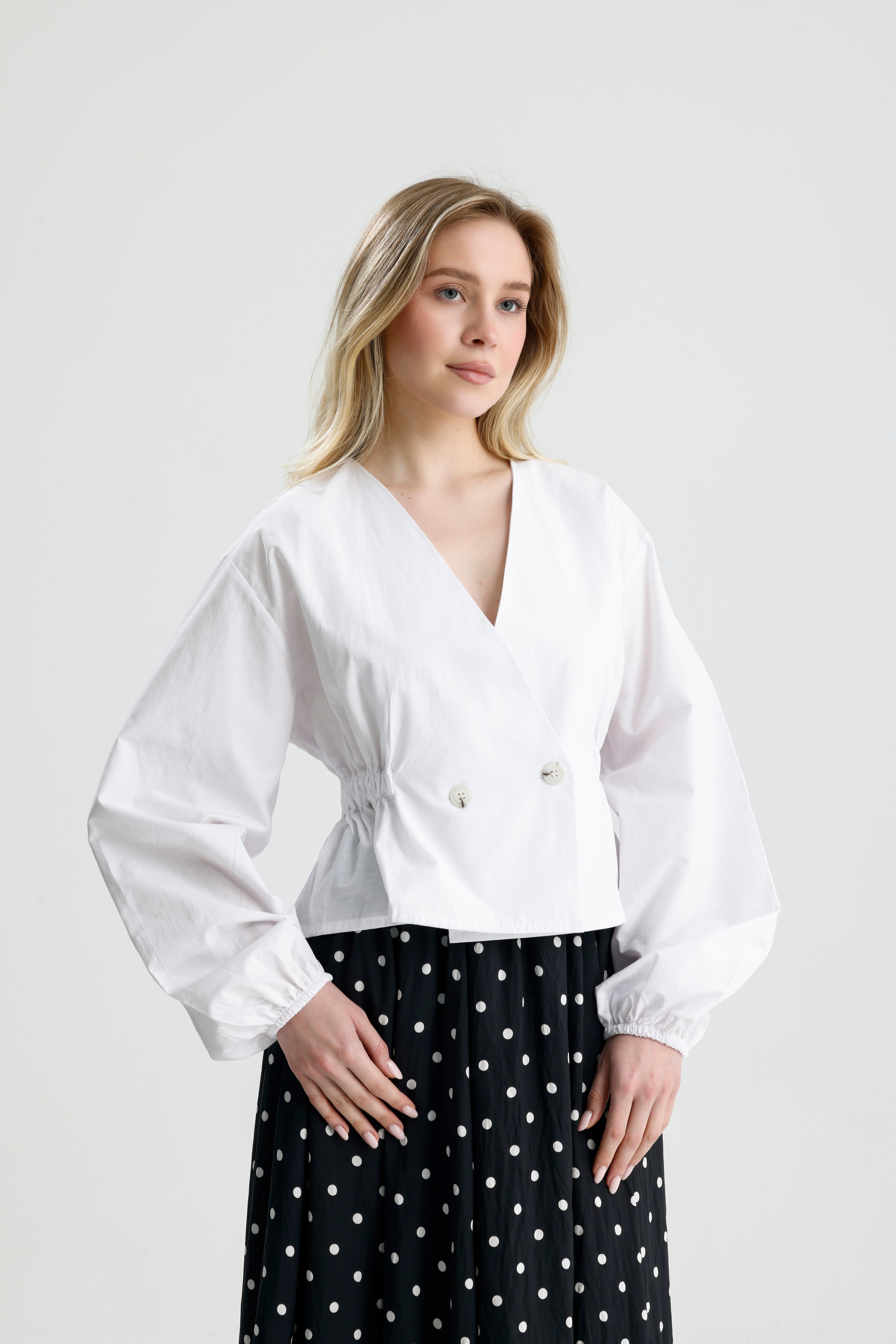 Kadın Beyaz Beli Lastik Detaylı Poplin Astarsız Ceket 31039