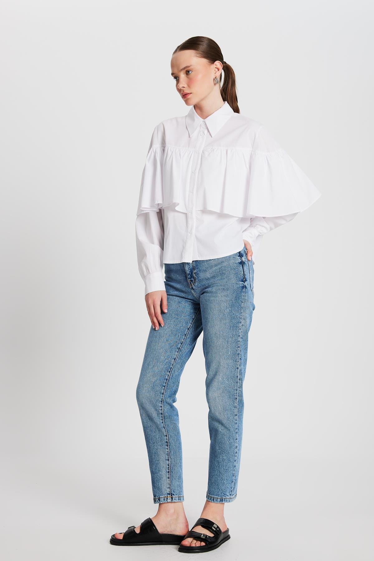 Kadın Beyaz Fırfırlı Pamuk Kumaş Geniş Kesim Gömlek 29136