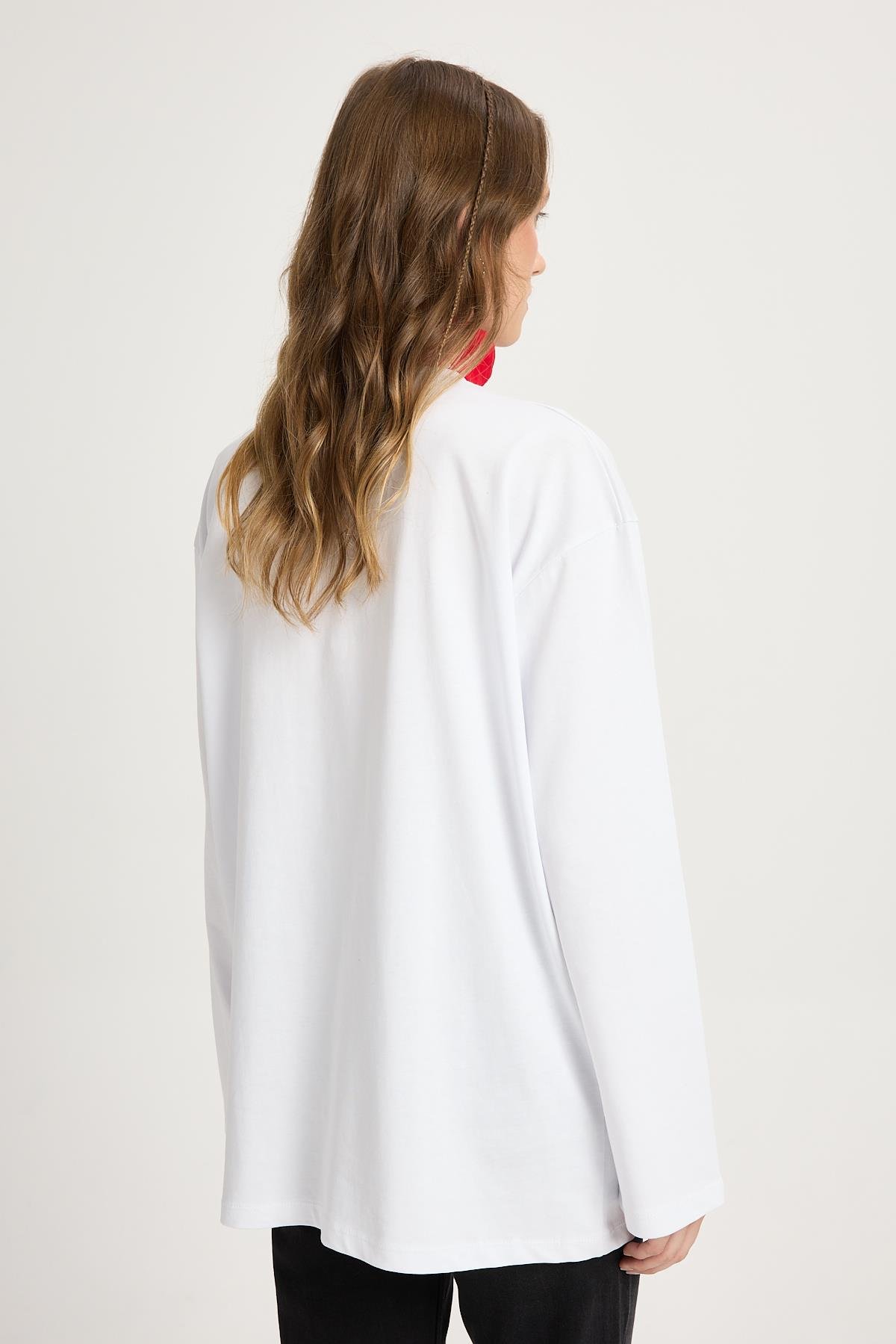 Kadın Beyaz Geniş Kol Oversize Basic T-shirt