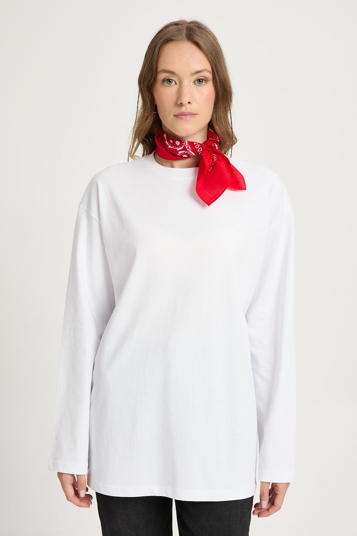 Kadın Beyaz Geniş Kol Oversize Basic T-shirt