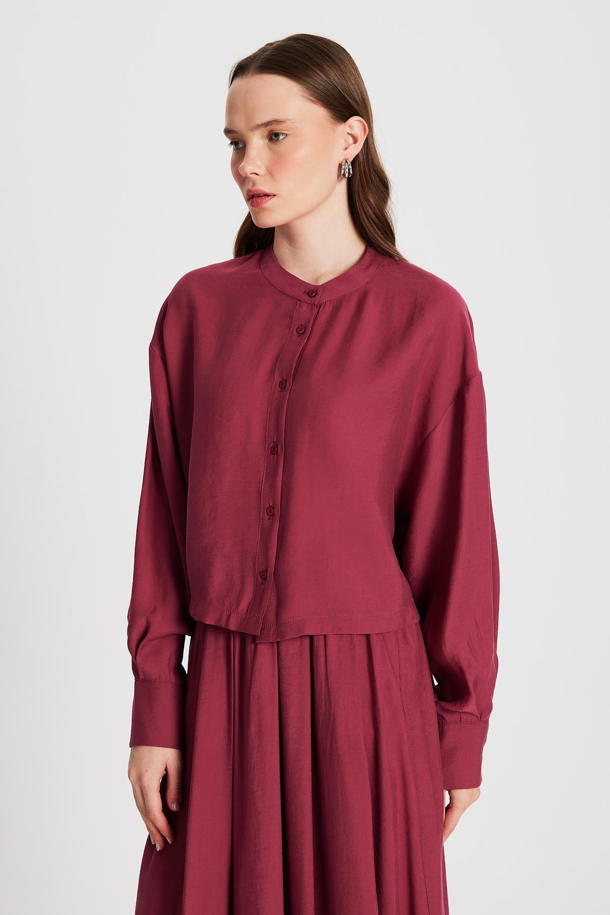 Kadın Bordo %100 Modal Hakim Yaka Kısa Gömlek 29147