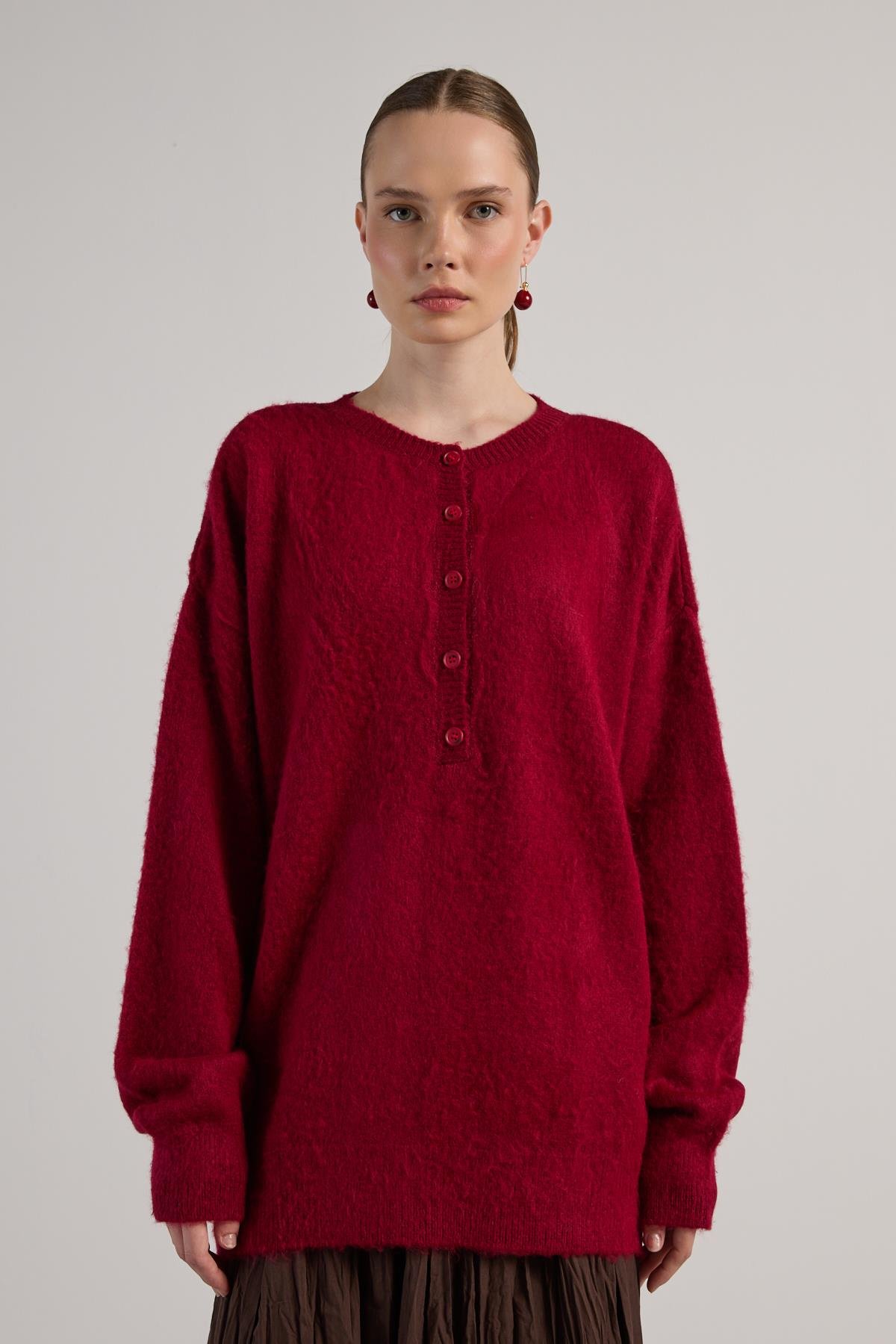 Kadın Bordo Düğme Detaylı Oversize Yumoş Kazak 30031