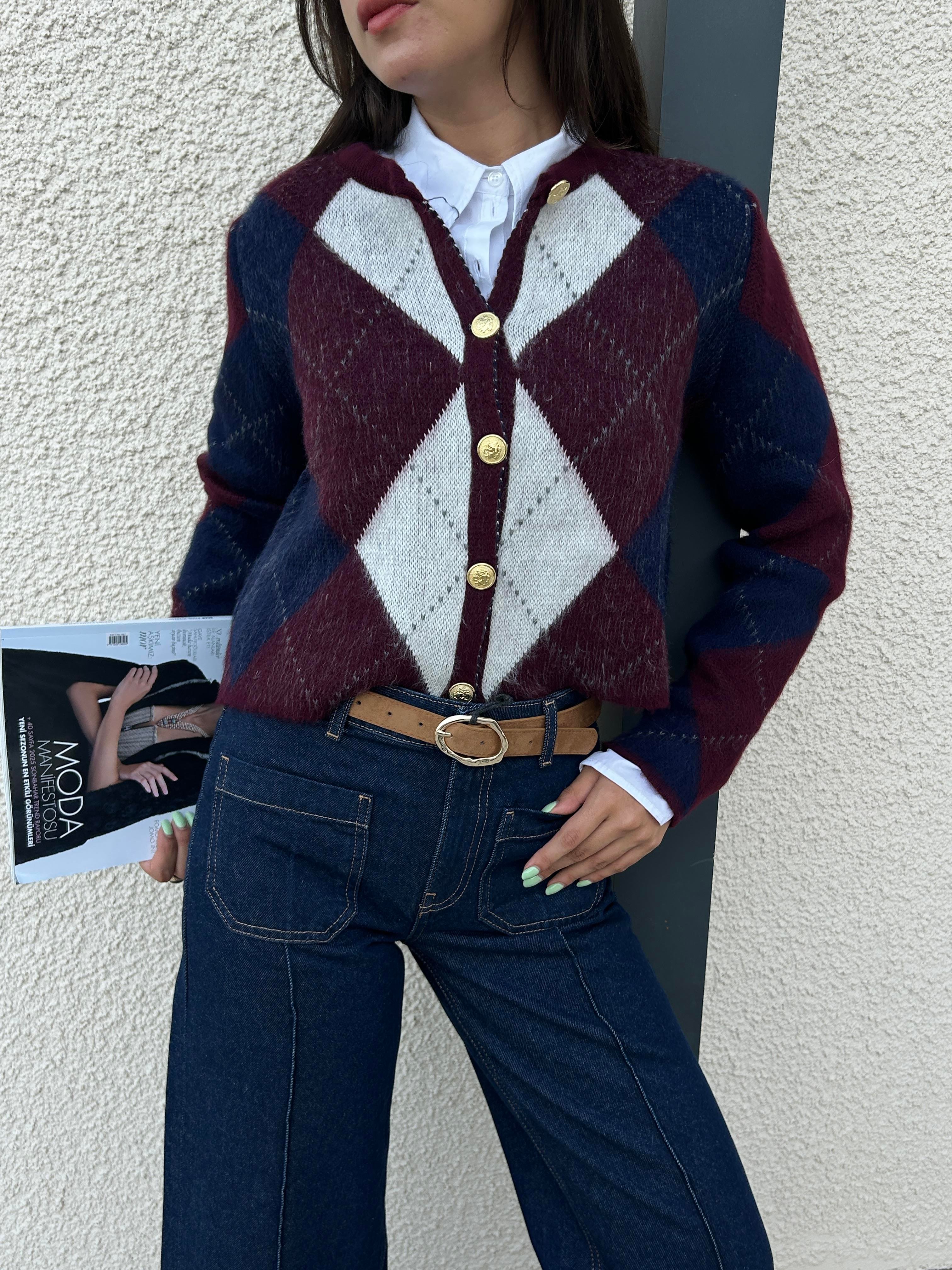 Kadın Bordo Düğmeli Şardonlu Hırka 5570