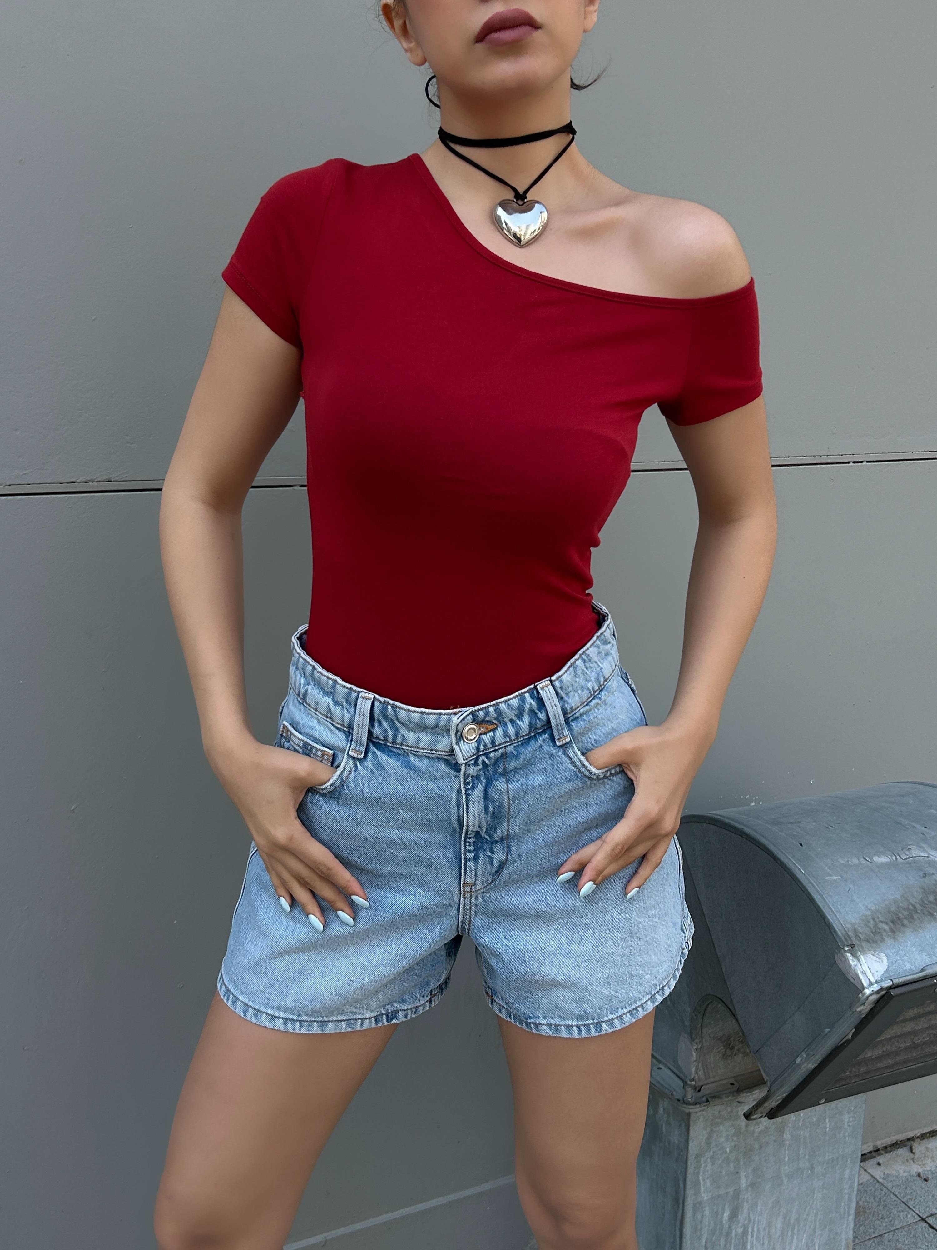 Kadın Bordo Kayık Yaka Pamuk Kumaş Kısa Kollu Body 29129