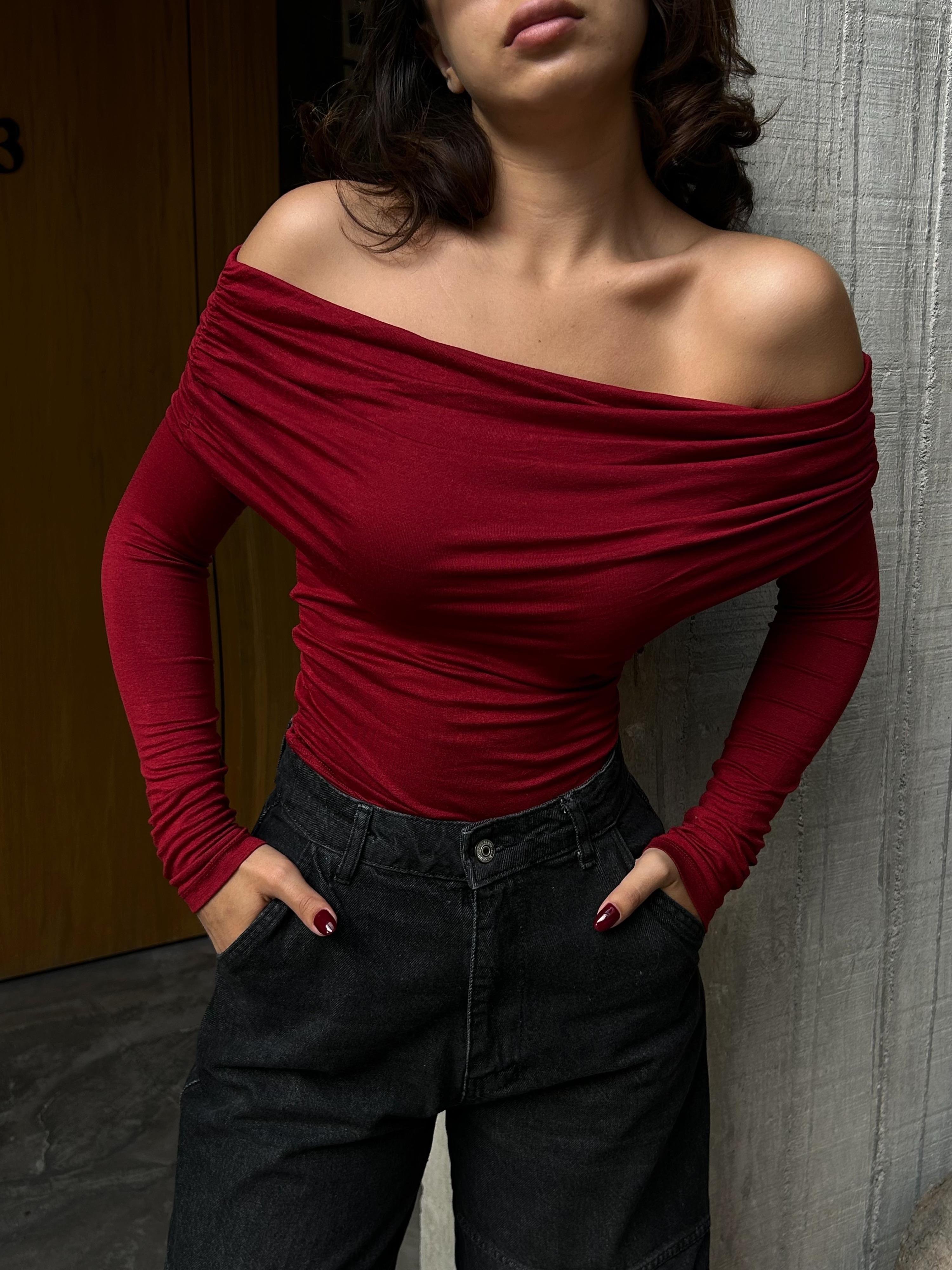 Kadın Bordo Madonna Yaka Likralı Viskon Uzun Kollu Bluz 28218