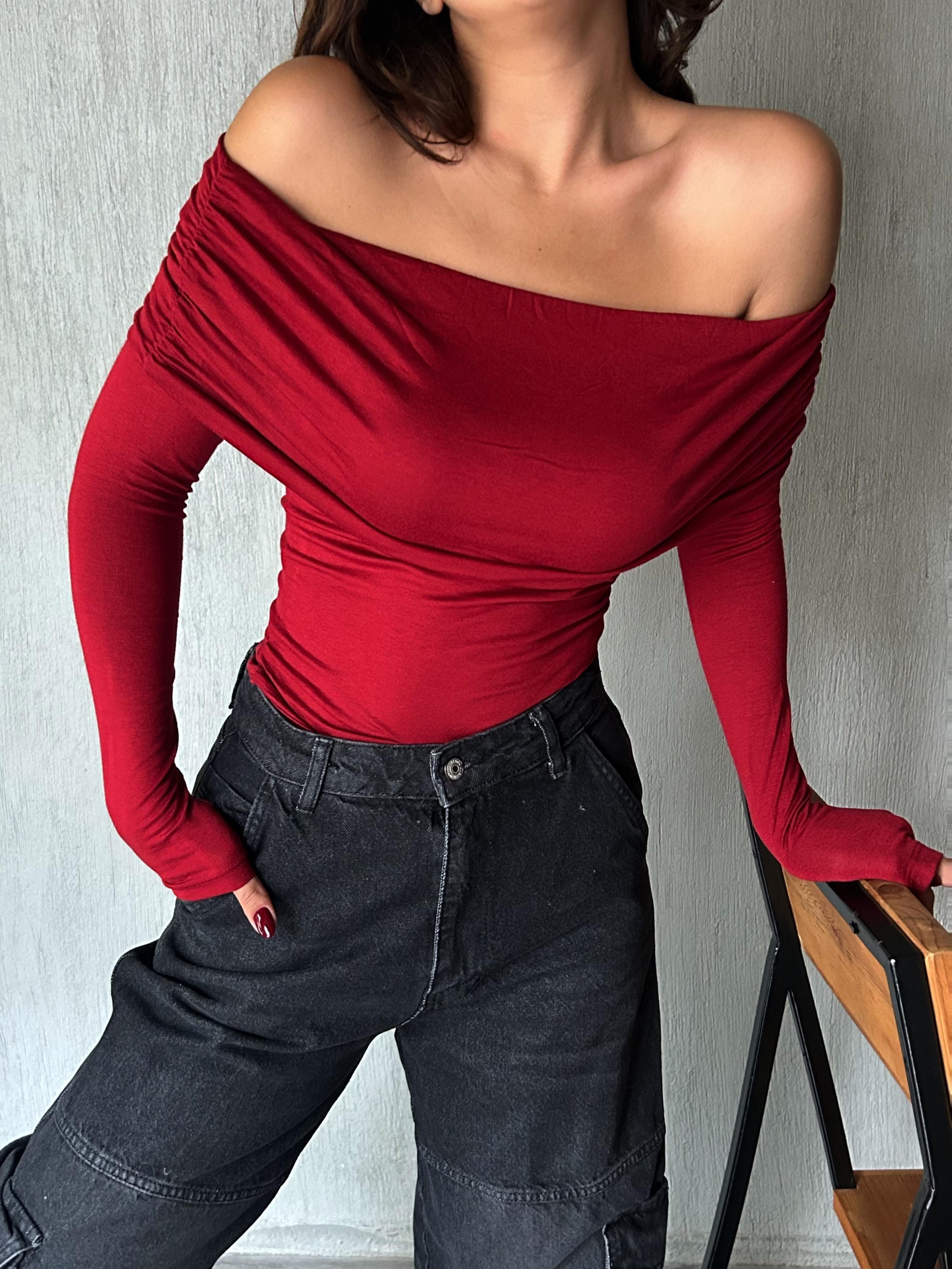 Kadın Bordo Madonna Yaka Likralı Viskon Uzun Kollu Bluz 28218