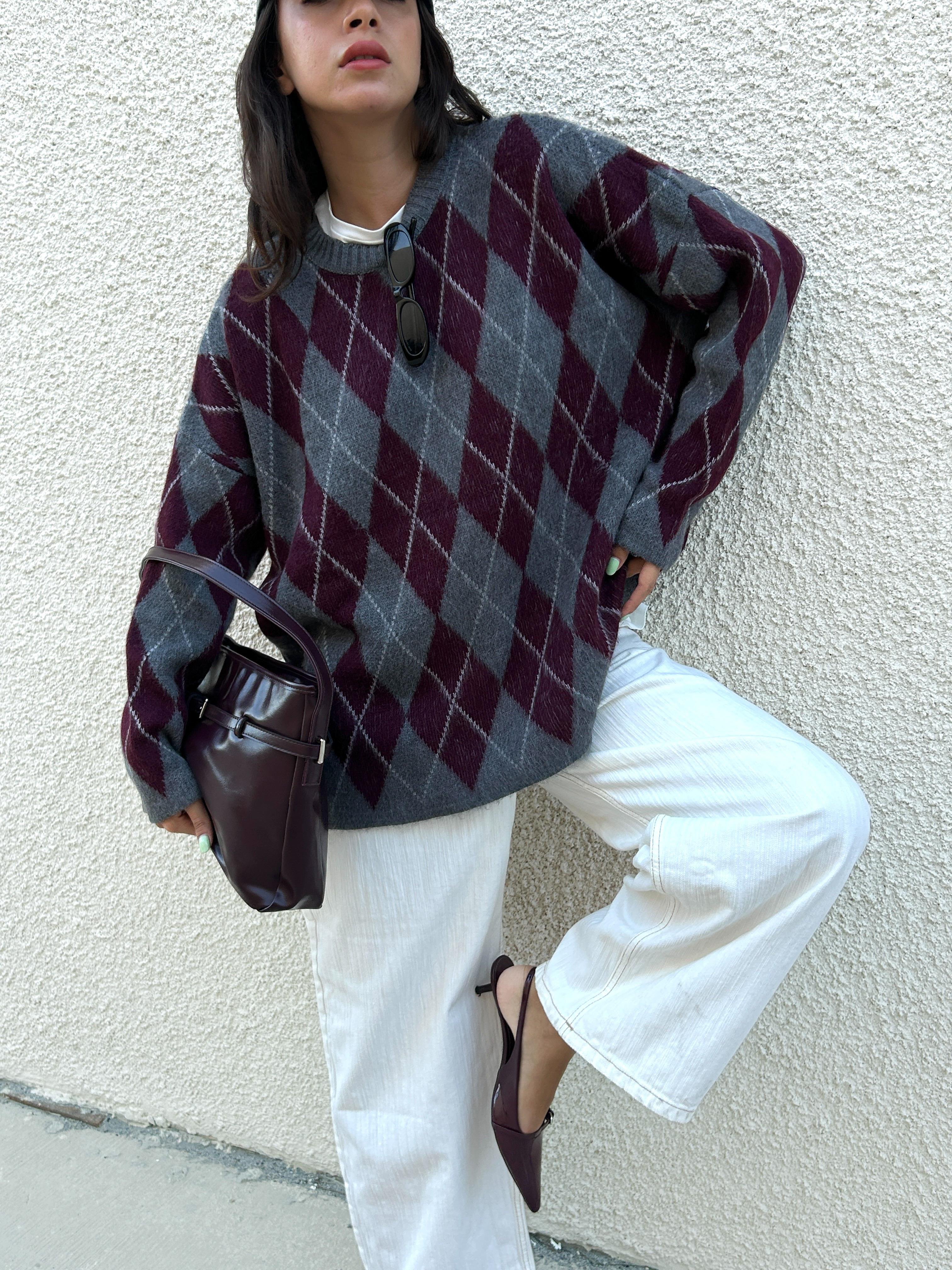 Kadın Bordo Oversize Şardonlu Ekoseli Yumoş Kazak 5581