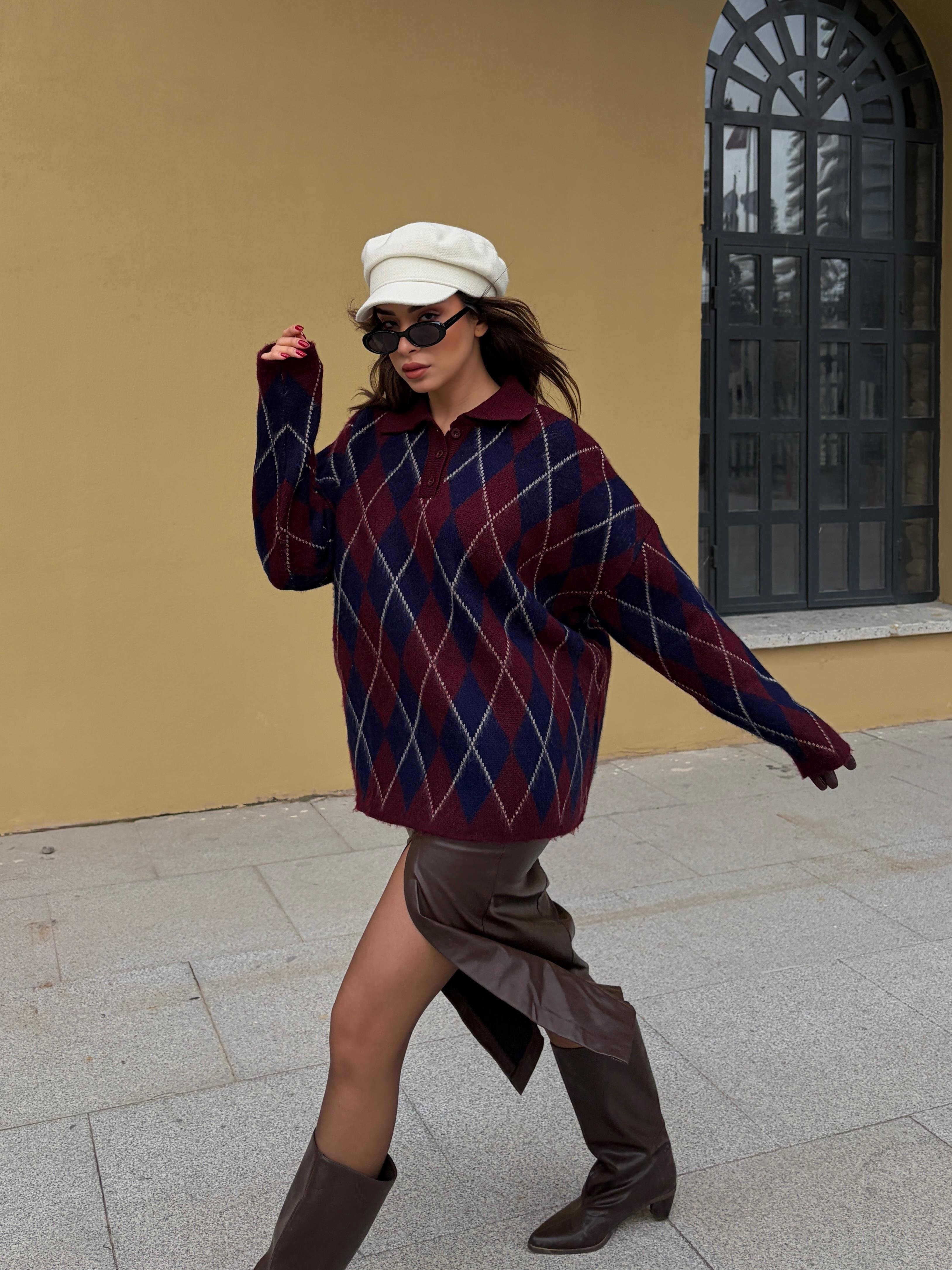 Kadın Bordo Oversize Şardonlu Ekoseli Polo Yaka Kazak 5593