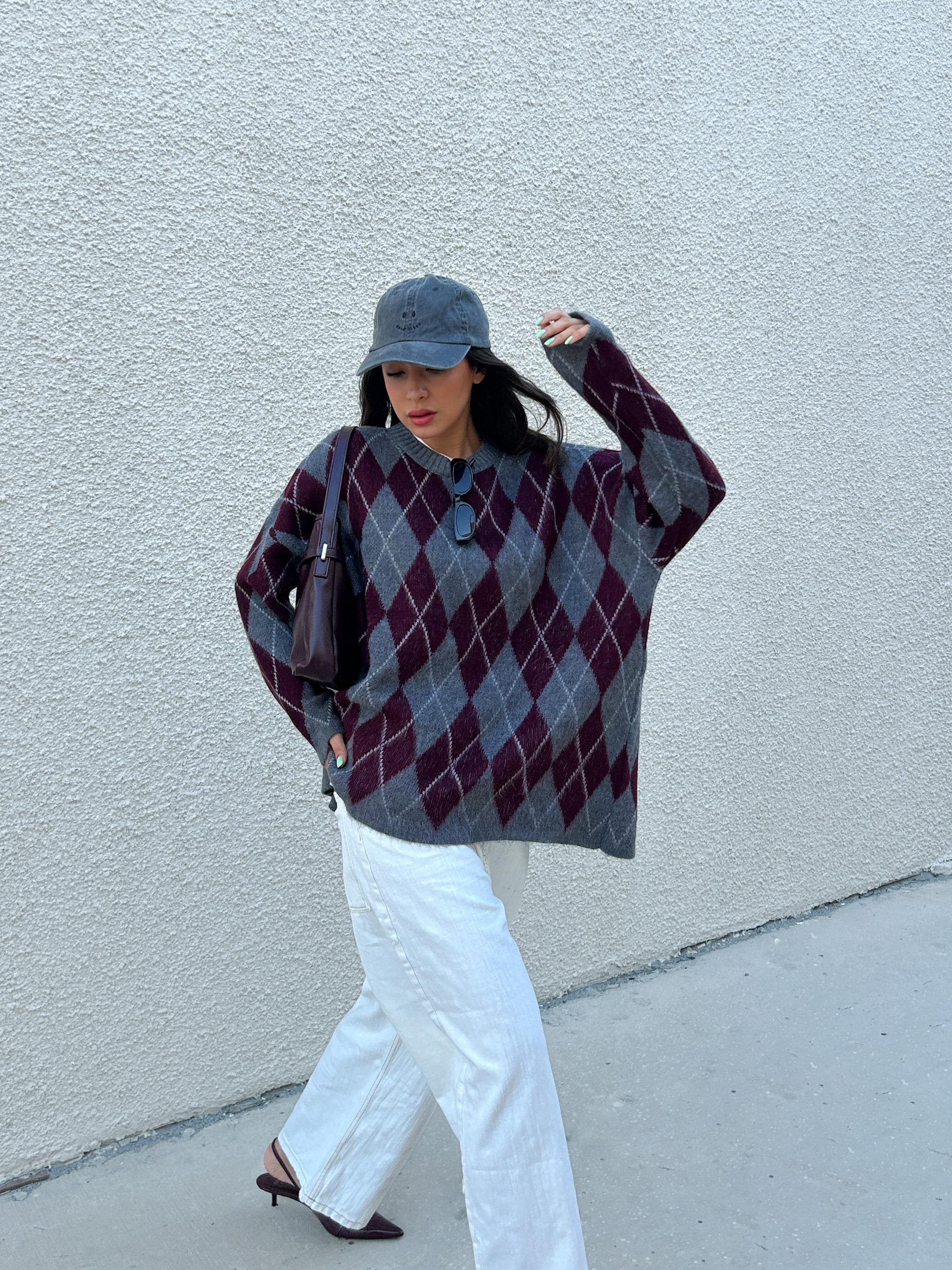 Kadın Bordo Oversize Şardonlu Ekoseli Yumoş Kazak 5581