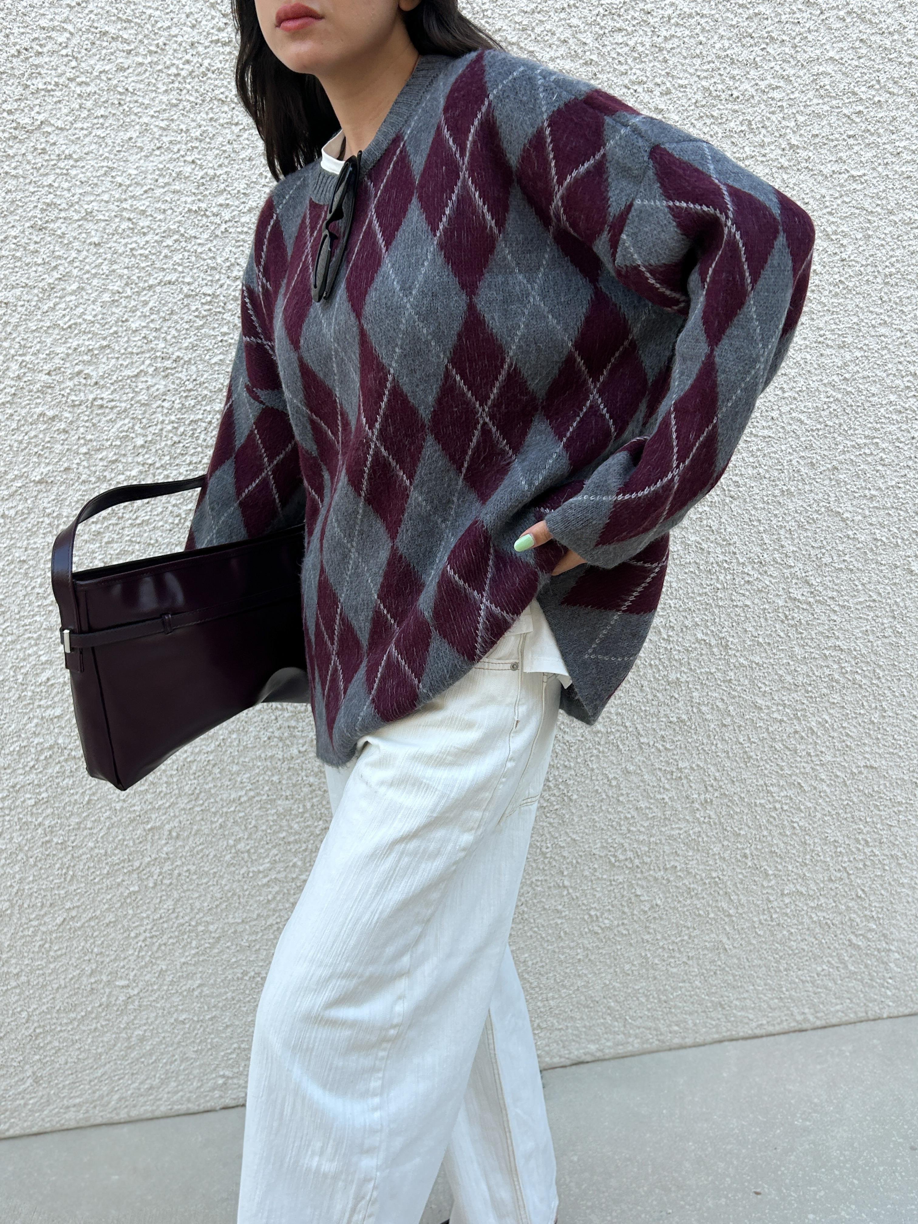 Kadın Bordo Oversize Şardonlu Ekoseli Yumoş Kazak 5581