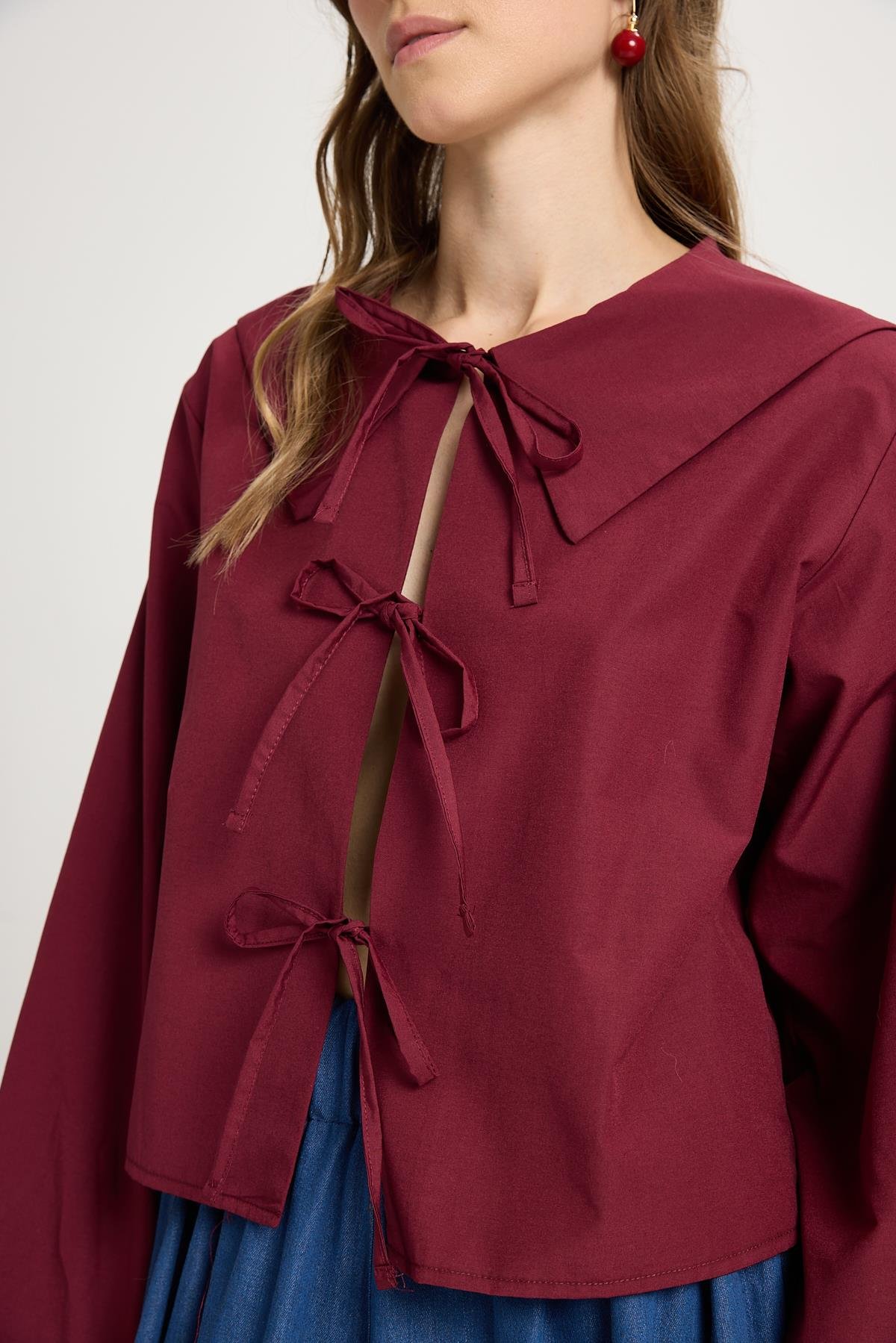 Kadın Bordo Poplin Kumaş Önden Bağlamalı Yaka Detaylı Bluz 30012