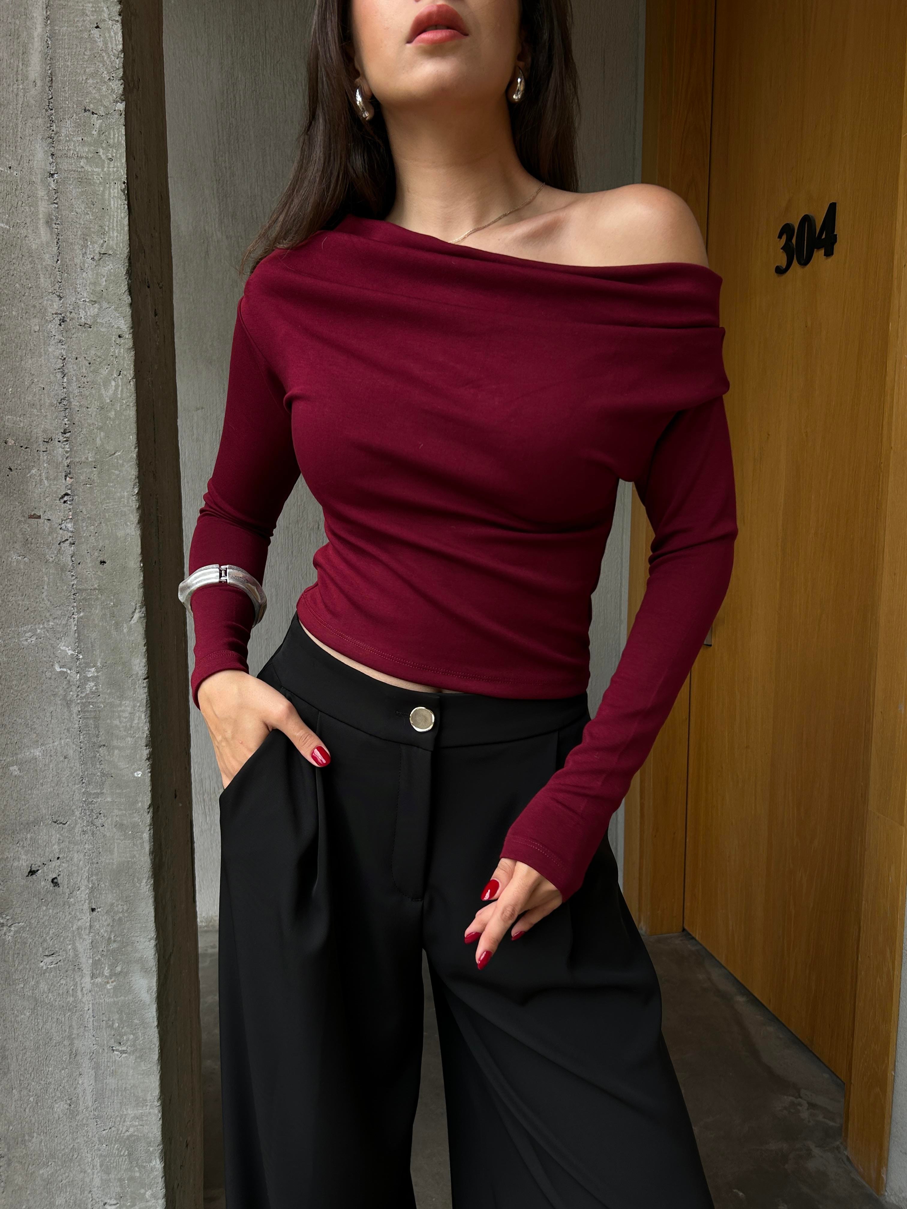 Kadın Bordo Uzun Kollu Düşük Omuz Bluz 30079